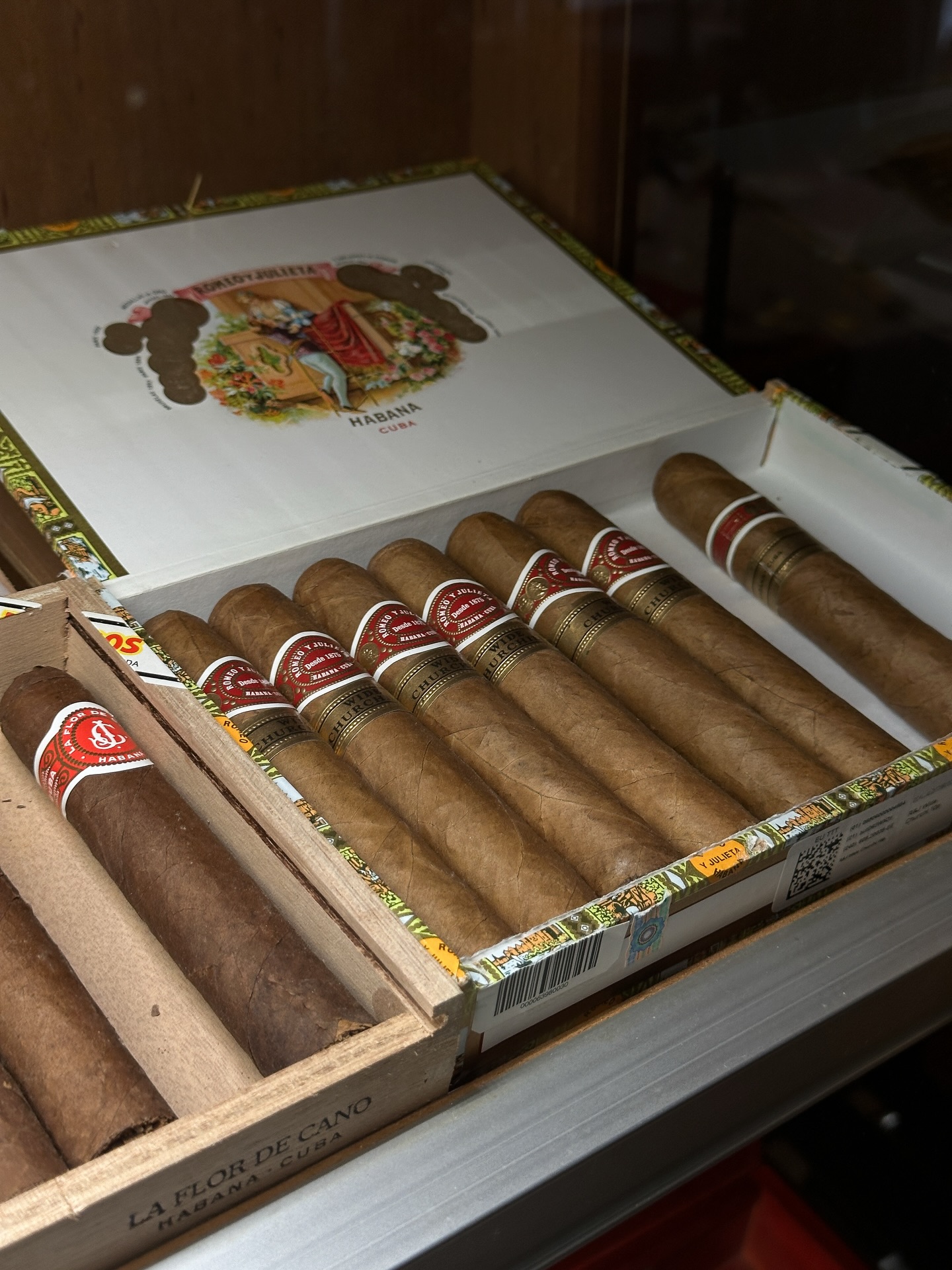 In a world full of noise, silence is the ultimate luxury. 🥃💨
Our private cigar lounge is not just a room — it is a sanctuary for refined evenings in Tallinn.
Aged cigars. Rare cognac. Structured Bordeaux.
Undisturbed conversation. Absolute discretion.
As one of the few restaurant-integrated cigar lounges in Tallinn, we offer an experience that goes beyond fine dining — combining luxury wine culture, premium spirits, and true exclusivity under one roof.
This is where business decisions are made, celebrations become memorable, and time slows down.
Quality time begins where the outside world ends.
✨ To conclude your evening — would you choose a classic XO cognac or a full-bodied red wine selected by our sommelier?