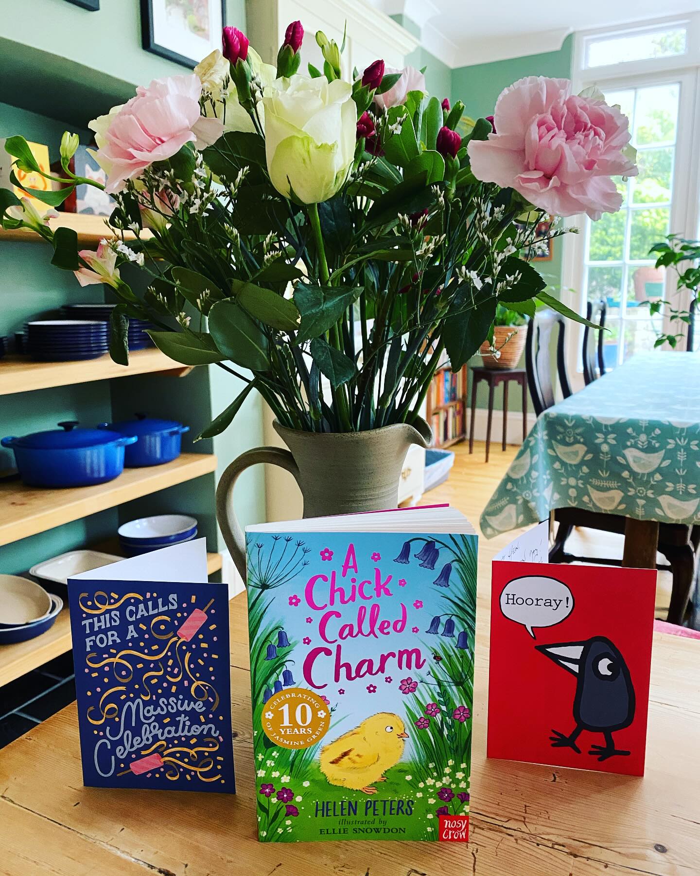 A Chick Called Charm is out today! Thank you so much @nosycrow for these beautiful cards and flowers to celebrate the 10th anniversary of the Jasmine Green series!
Written by me, illustrated by @snowdon_illo and published by @nosycrow, A Chick Called Charm is a springtime story of animal friendship, loyalty and bravery. 🐓🐥
All the chicks are hatching and Jasmine is so excited! But when one gets into terrible danger, she must do everything she can to save it. Especially as its adventures are only just beginning… 🐣
Happy springtime, everyone! 🐥