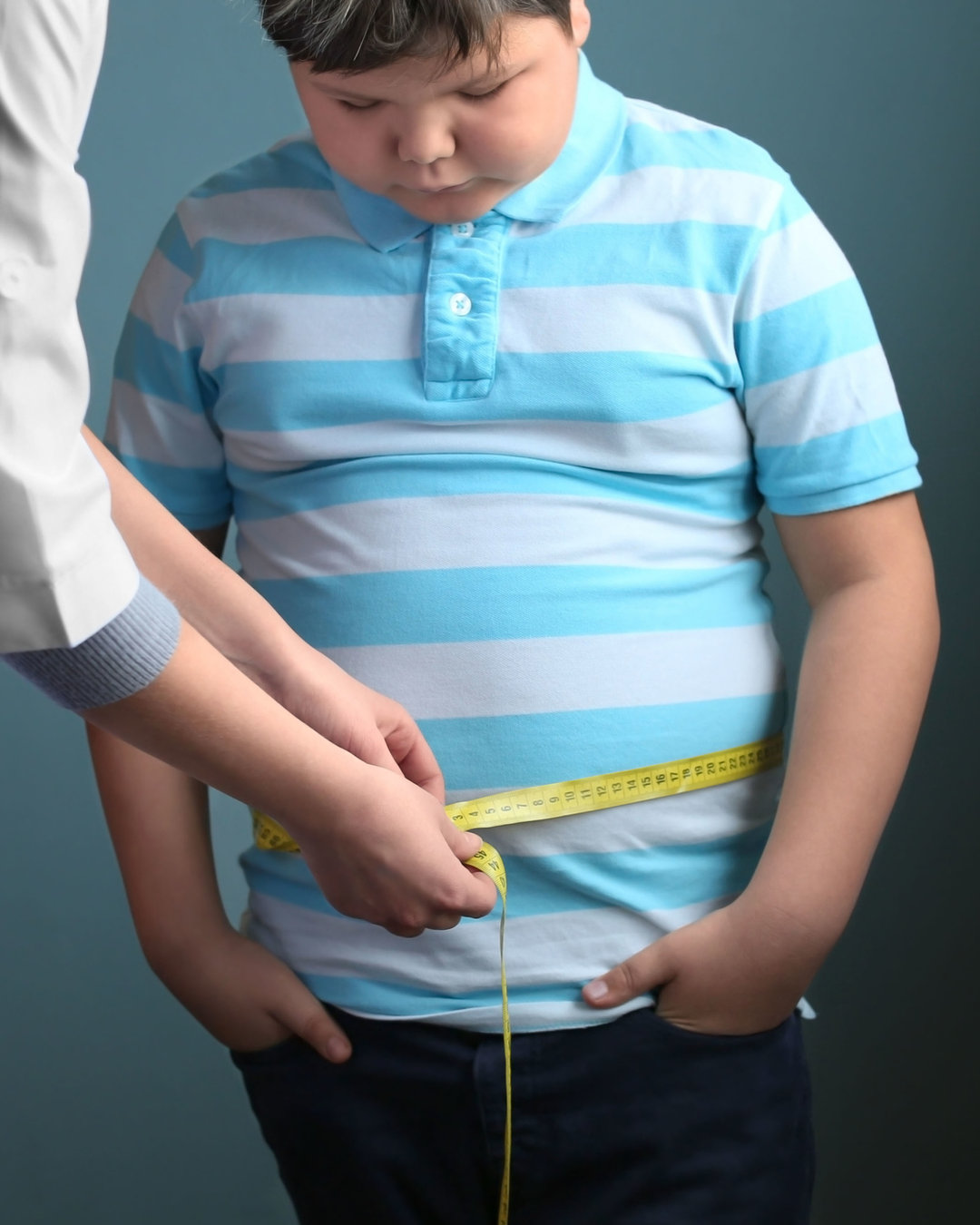 New Blog Post!
How Parents Can Support an Overweight Teen Without Damaging Their Confidence
Many parents become concerned when they notice their teenager gaining weight. You want your child to be healthy, confident, and thriving — and it can be difficult to know how to help without making them feel self-conscious.
Adolescence is a time of rapid growth, hormonal change and increasing independence, which means weight fluctuations are very common. The key is not focusing purely on weight but supporting healthy habits that promote long-term wellbeing.
In this guide, we’ll explore practical ways parents can support their teenager’s health while
protecting their confidence and relationship with food.
Head to our website to read our latest blog.
www.diginhealthco.com.au
#dieitian #sunshinecoast #healthyteens #supportingparents
#supportforteens