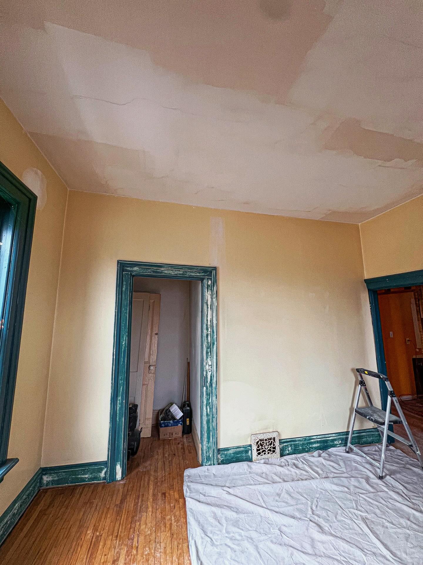 We offer comprehensive prep work including fixing large holes, cracks, heavy sanding and caulking. Anything your walls/ceilings/trim/doors need - we can handle. In this project we are restoring a heritage home in Orangeville to its former glory so stay tuned for the end results. #dufferincounty #orangevilleontario #painter #heritagehome