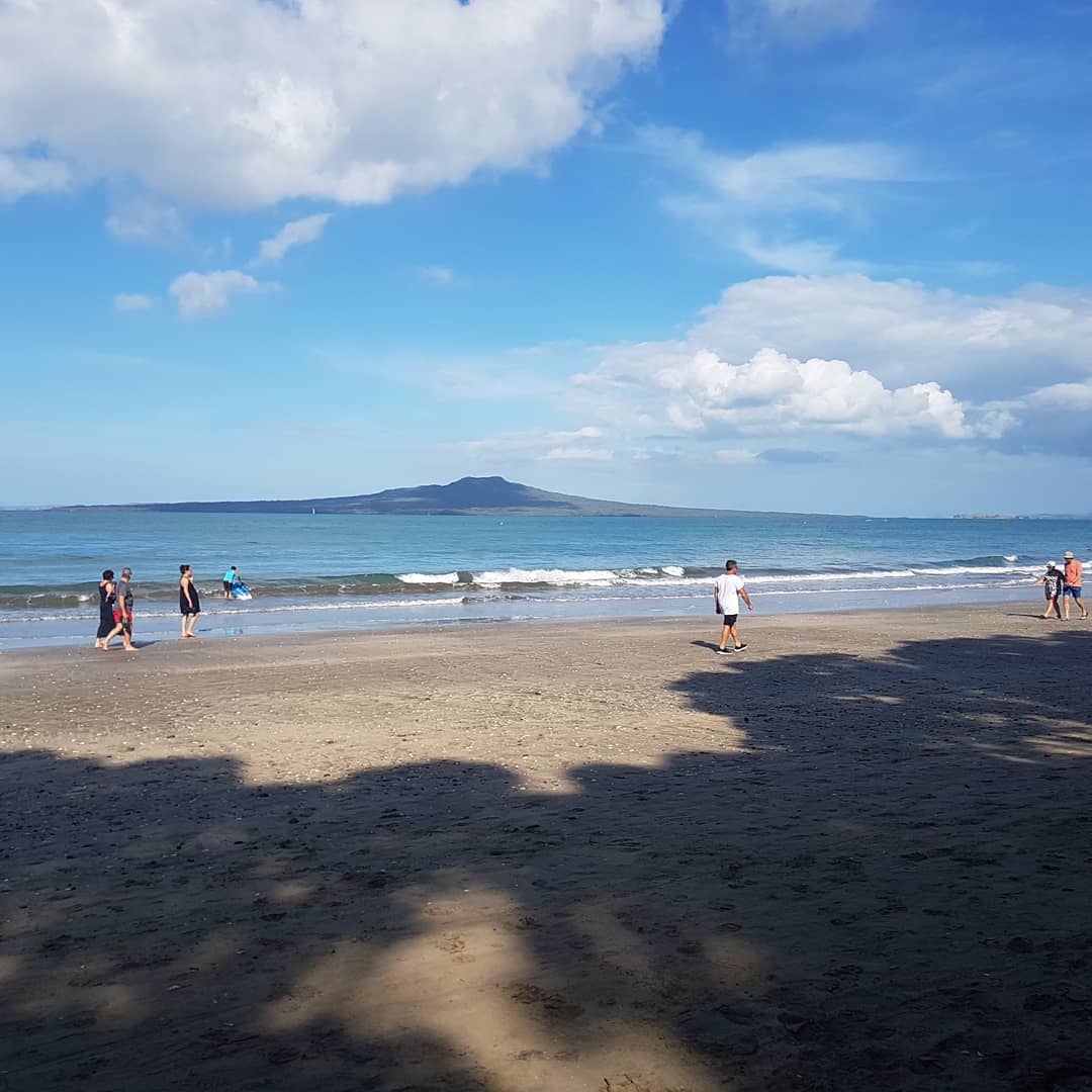 What an evening on Takapuna Beach. Circuit training with paddleboarding thrown in. I love that on days like today I can take my clients outside and to the beach.
#takapuna
#takapunabeach
#personaltraining
#personaltrainer
#supfit
#supfitness
#fitness
www.buildingbetterbodies.co.nz