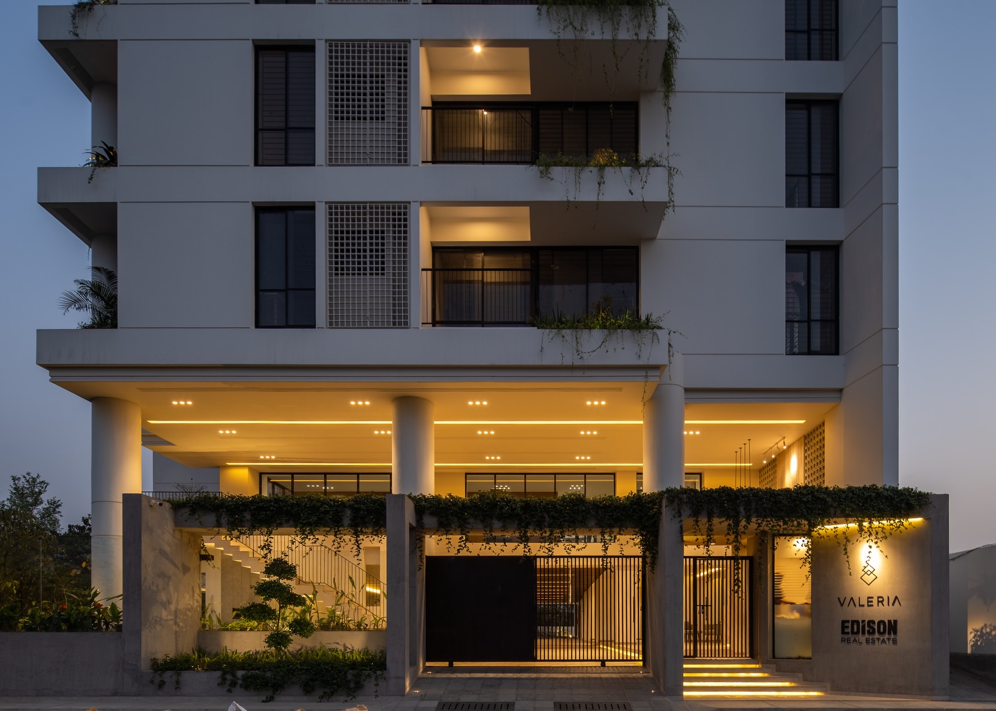 @edisonrealestatelimited Valeria by @we.design.bd