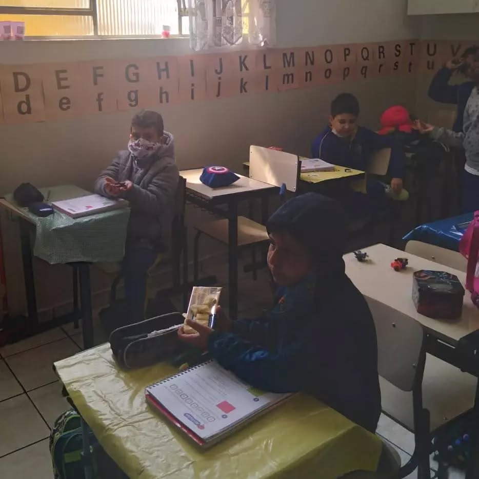 Semana da Criança tem aula de matemática 😱😱😱
Aula de matemática mais gostosa que essa, não existe a turminha do 4° ano da Professora Viviane aprendeu fração na prática com uma barra de 🍫😋😋😋
@vivi.paulaquerque me chama na próxima 🙋🏽♀️
#vemprorodhum
#semanadacriança
#ensinofundamental1
#auladematematica