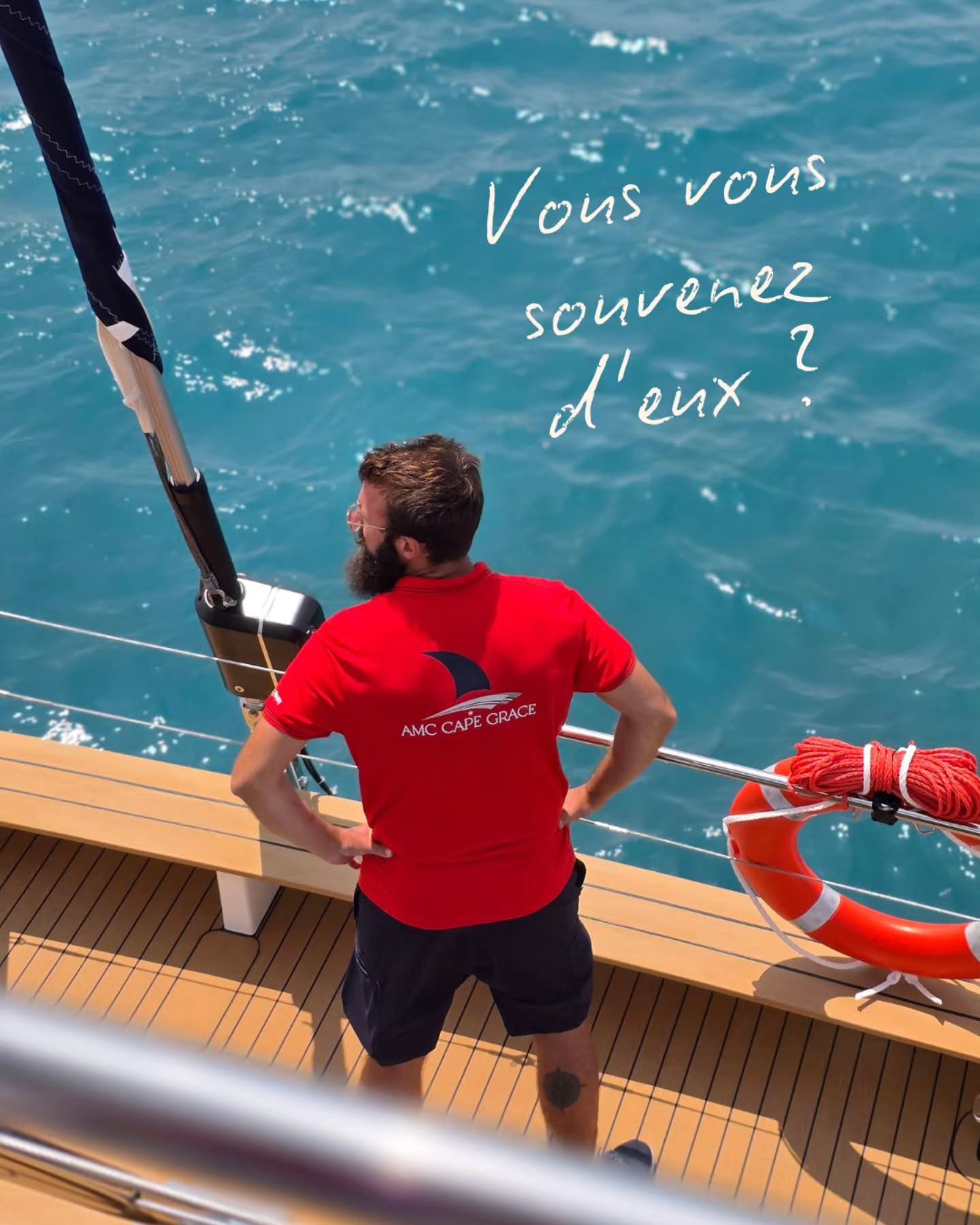𝐕𝐨𝐮𝐬 𝐯𝐨𝐮𝐬 𝐬𝐨𝐮𝐯𝐞𝐧𝐞𝐳 𝐝'𝐞𝐮𝐱 😉 ?
Nos équipages. Nos polos rouges.
Ceux qui vous font vivre l’expérience AMC.
Ceux avec qui les souvenirs se créent à bord.
💬 𝐕𝐨𝐮𝐬 𝐩𝐨𝐮𝐯𝐞𝐳 𝐞𝐧 𝐧𝐨𝐦𝐦𝐞𝐫 𝐚𝐮 𝐦𝐨𝐢𝐧𝐬 𝐮𝐧 🤔? 𝐌𝐞𝐧𝐭𝐢𝐨𝐧𝐧𝐞𝐳 𝐥𝐞𝐮𝐫𝐬 𝐩𝐫𝐞́𝐧𝐨𝐦𝐬 𝐞𝐧 𝐜𝐨𝐦𝐦𝐞𝐧𝐭𝐚𝐢𝐫𝐞.
𝐵𝑖𝑒𝑛𝑡𝑜̂𝑡 𝑙𝑒 𝑚𝑜𝑚𝑒𝑛𝑡 𝑑𝑒 𝑙𝑒𝑠 𝑟𝑒𝑡𝑟𝑜𝑢𝑣𝑒𝑟 !
⛵ 𝐁𝐢𝐥𝐥𝐞𝐭𝐭𝐞𝐫𝐢𝐞 𝐨𝐮𝐯𝐞𝐫𝐭𝐞 : www.amccapegrace.com
#amccapegrace #maxicatamaran #teamamccapegrace #croisiere #billetterieouverte