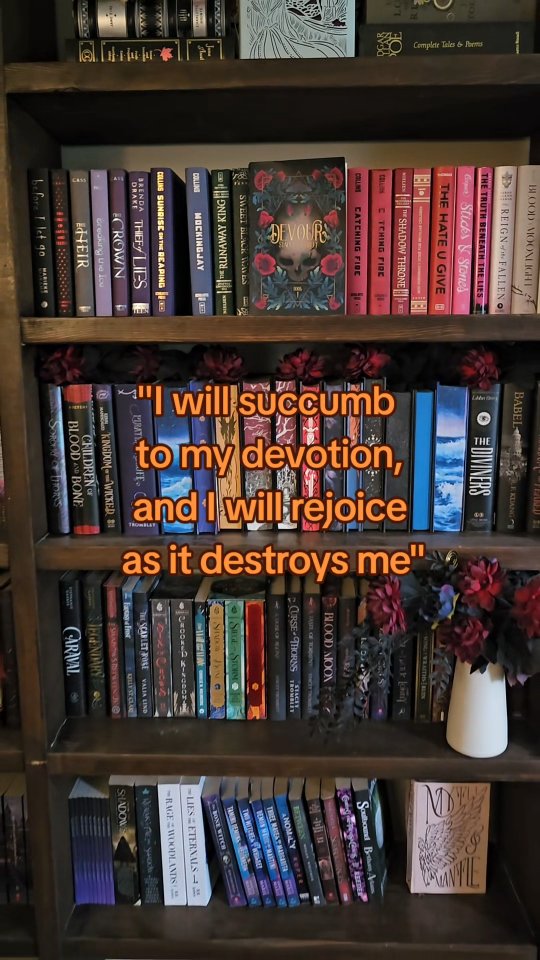 Looking for a new romantasy to devour? (Pun intended😉)
This is a tragic and epic love story set in a dark fantasy world.
Devour by Stacey Trombley
#bookgram
#bookishlove
#romantasybookrec #fantasyromancebooks