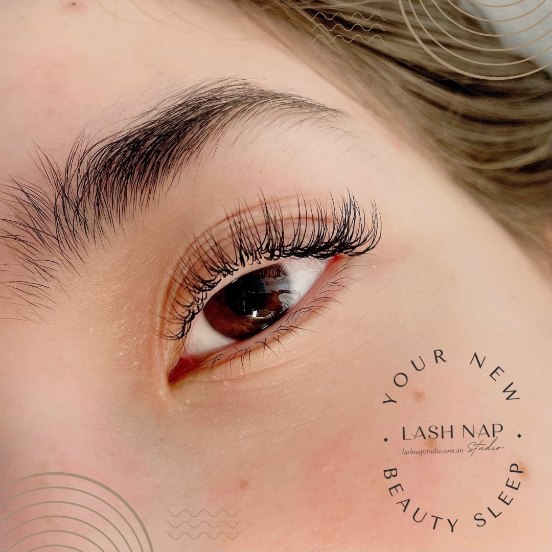 • Natural Classic •
Classic is a natural looking lash style that is easy to maintain, perfect for those who prefer a soft, everyday look. The lashes are lightweight, comfortable, and blend beautifully with your natural lashes💗
Book now:
lashnapstudio.com.au
#perthlashes #perthlashextensions #bedfordlashextensions #inglewoodlashextentions mountlawleylash