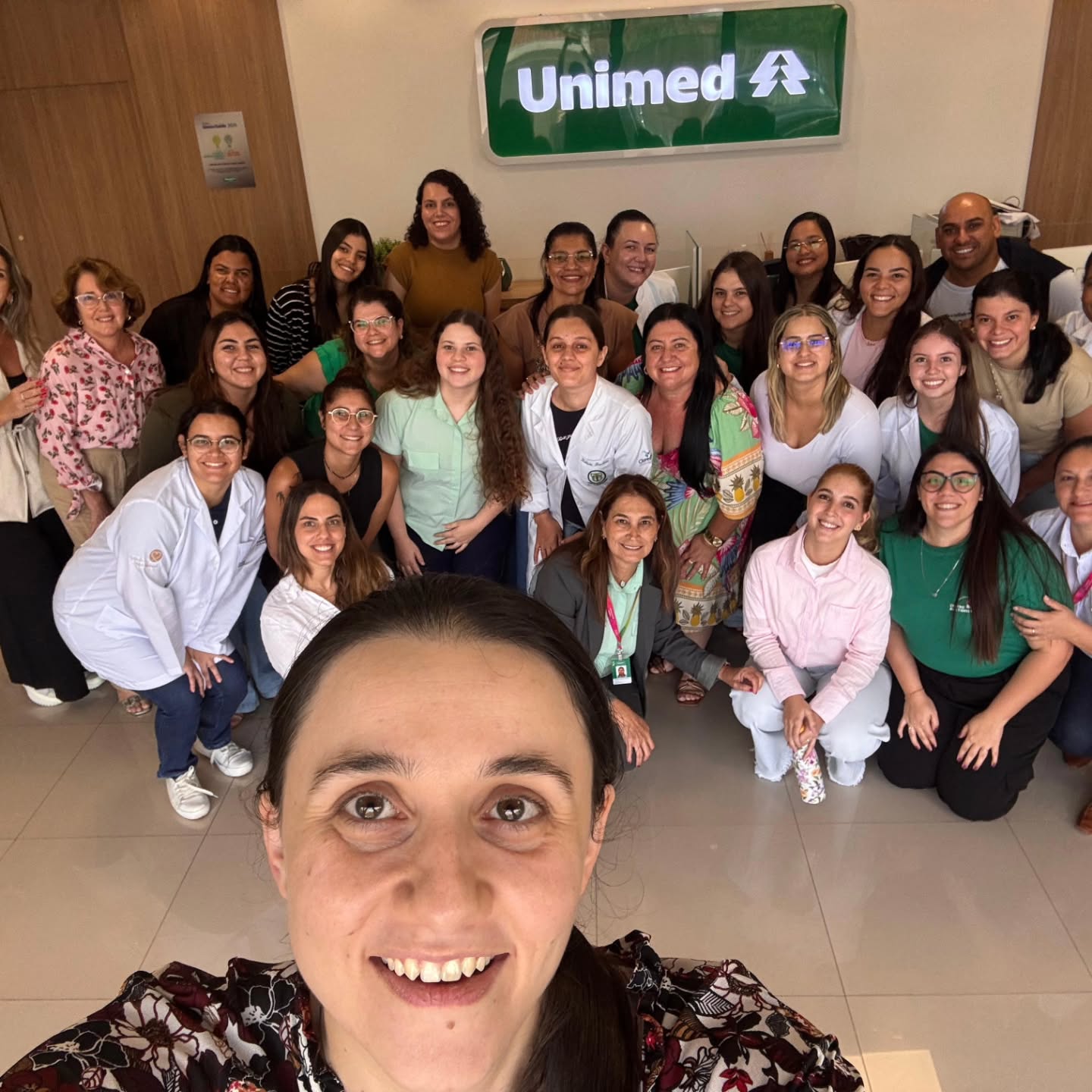Ontem foi dia de juntar todas as especialidades para desenhar a nova proposta de atendimento integrado do Centro Multidisciplinar da @unimedaltamogiana 😍
Instagram não me deixou marcar todo mundo 🙈