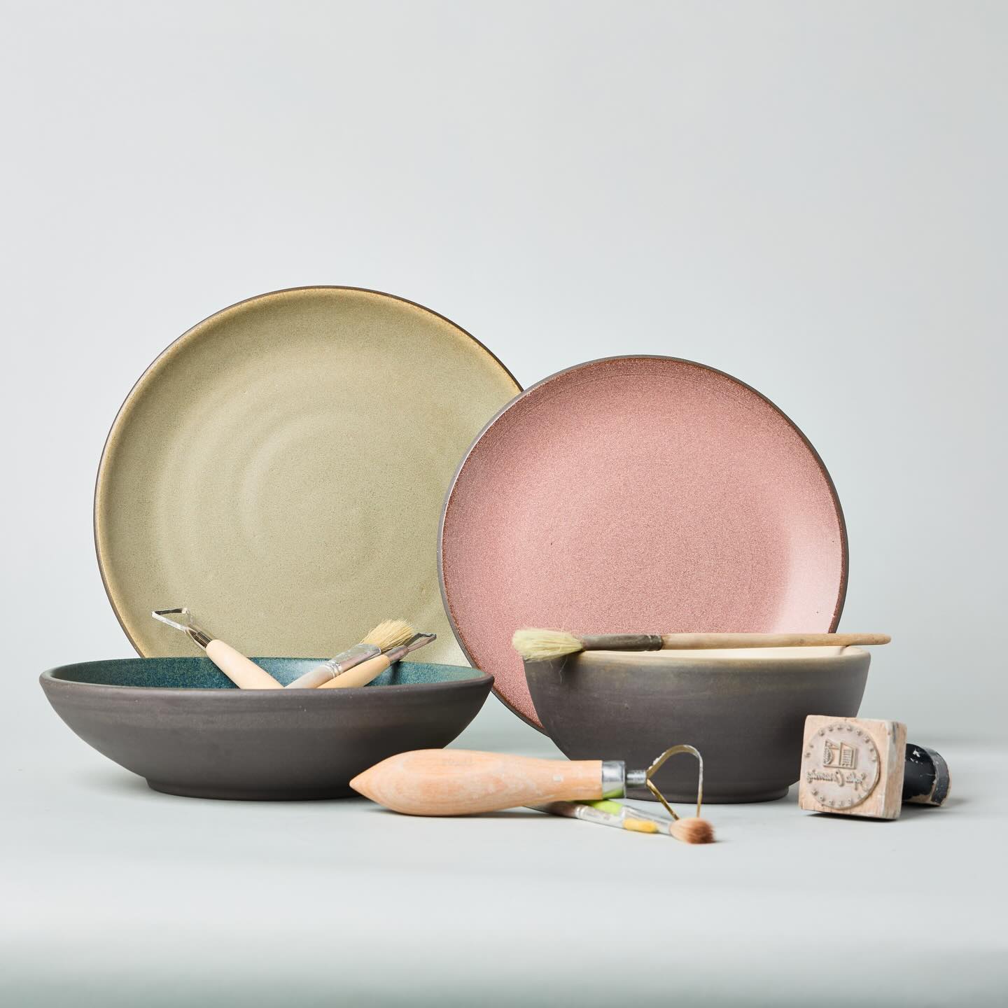 Get ready to elevate your table setting! More gorgeous sage green and dusty pink ceramics are dropping online soon, with exclusive deals during our open studio sale!
#handmade #ceramics #pottery #dinnerware #plates
