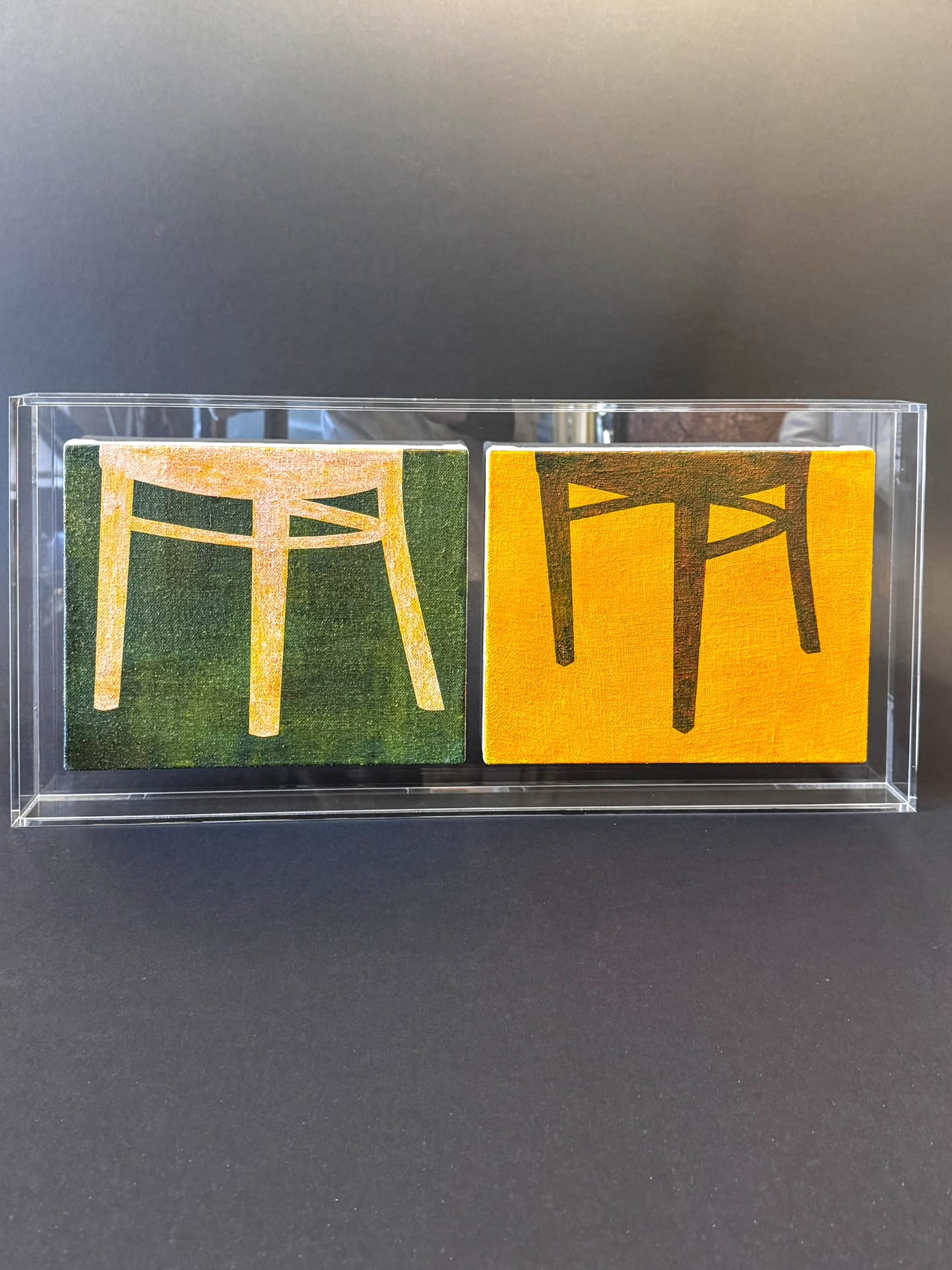 Fabrication spéciale d'une boite américaine entièrement en verre acrylique, pour deux toile de l'artiste Yohei Watanabe @wnyh, venant du Hagiwara project.
🇬🇧 Special production of an American box made entirely of acrylic glass, for two paintings by artist Yohei Watanabe, from the Hagiwara project.
#encadrementdart #painting #artframing #framing #artwork