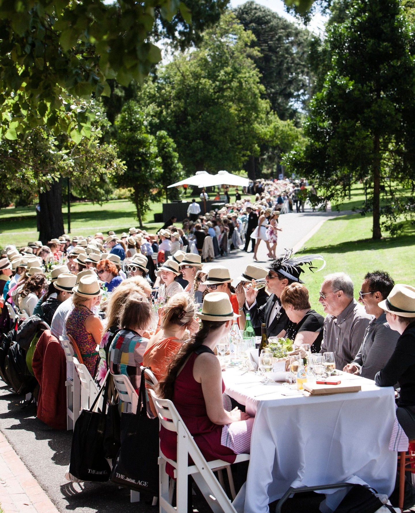 Australia’s biggest celebration of food and wine returns 🍷🎉
From 20–29 March, Melbourne comes alive as the Melbourne Food & Wine Festival takes over the city: ten days of bold flavours, brilliant chefs, and world-class producers.
At the centre of it all is the iconic World’s Longest Lunch, an extraordinary riverside table stretching along Melbourne’s waterfront, where course after delicious course is paired with exceptional Victorian wines.
And the celebration doesn’t stop there. Just beyond the city lie some of Australia’s most storied wine regions — the perfect extension to a festival-filled few days.
📖 Read our blog on Victoria’s winery heritage and the vineyards near Melbourne via the link in bio, and start planning your culinary escape🍴
📸 Tourism Australia
#JourneySouthTravel #MelbourneFoodAndWine #Foodie #WineLover #VictoriaWineries #LuxuryAustralia #FoodAndWineTravel