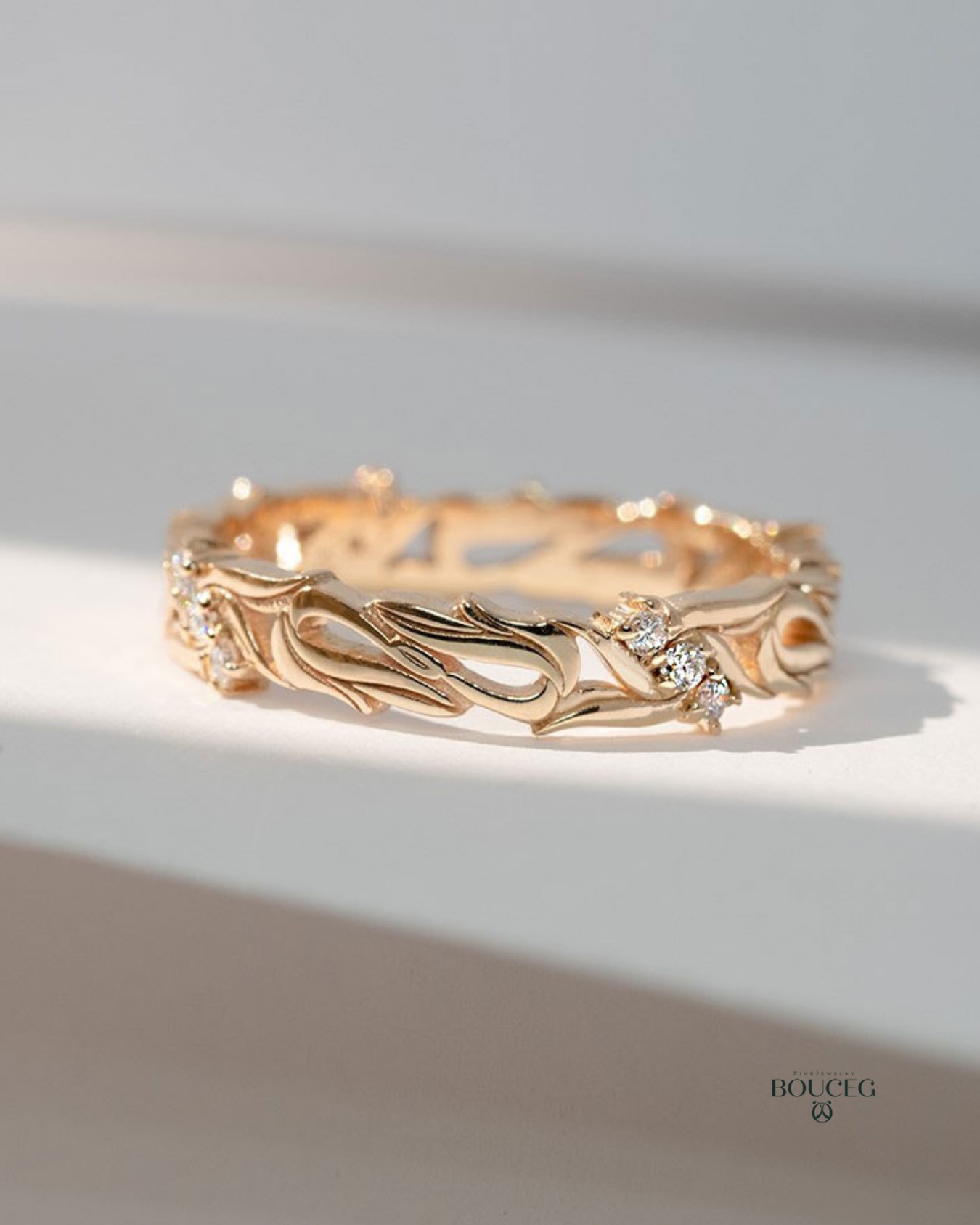 Zarafetin imzası.
İstanbul; ince işçiliği ve pırlanta detaylarıyla vintage ruhu modern bir çizgide yorumluyor.
Sade ama karakterli.
Göz alıcı ama abartısız.
Web sitemizden keşfedebilir ya da Bursa showroom’umuza gelerek İstanbul modelini yakından deneyimleyebilirsiniz.
DM üzerinden bizimle iletişime geçebilirsiniz.
#alyans #evlilikteklifi #tektaş #vintagealyans