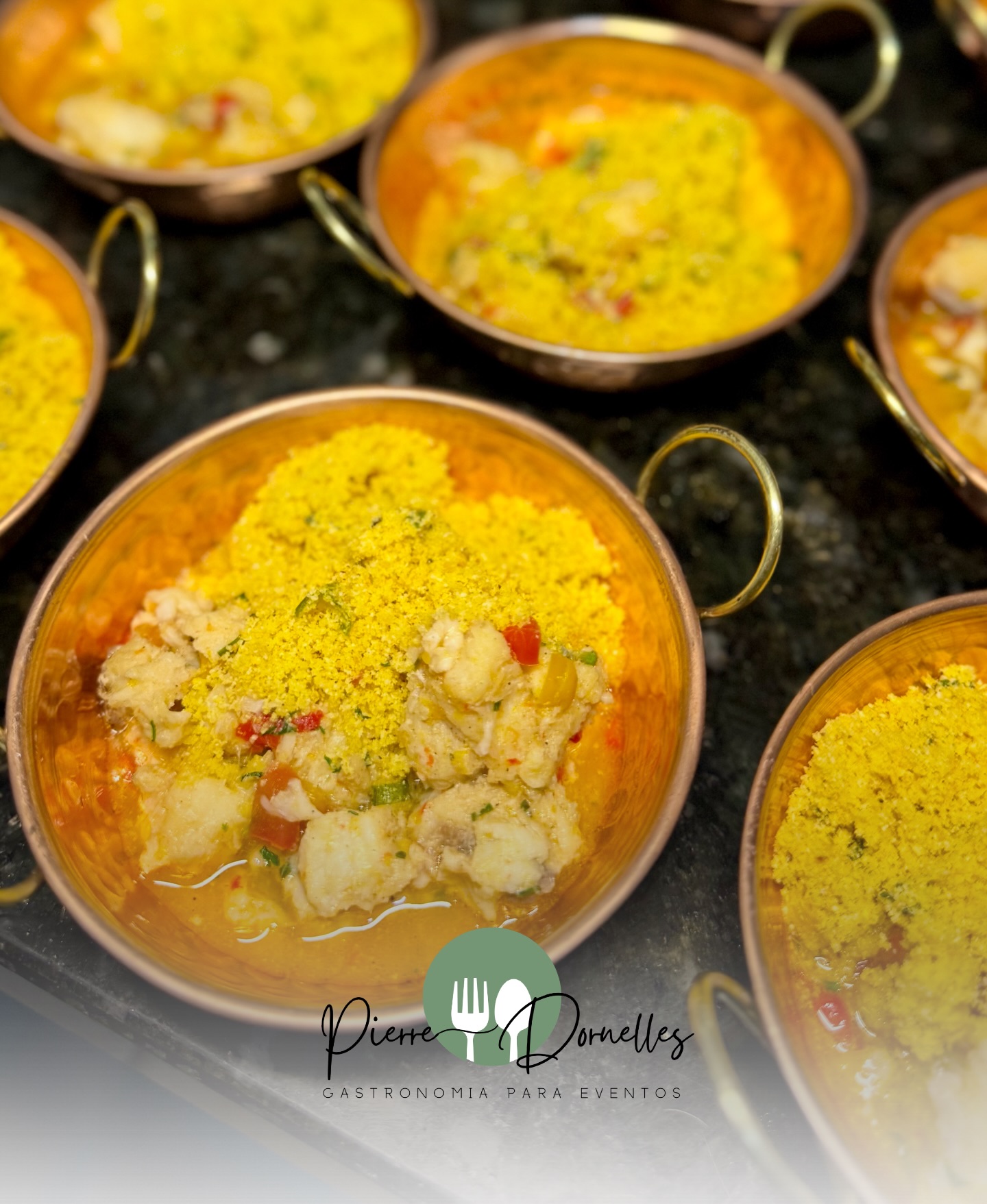 Nossa Moqueca Baiana é irresistível e cada detalhe de sabor se destaca!
Frutos do mar fresquíssimos, ingredientes selecionados com rigor e um preparo que respeita cada etapa da tradição.
Nosso cardápio Finger Food é criado junto com cada cliente para oferecer uma experiência personalizada, saborosa e marcante.
Vivencie essa experiência!
📞 (41) 99877-4105 | WhatsApp
🌐 www.pierredornelles.com.br
.
.
.
.
.
.
.
.
.
.
.
.
.
.
#gastronomiaparaeventos #eventosemcuritiba #buffetparacasamento #buffetparaeventos #fingerfood