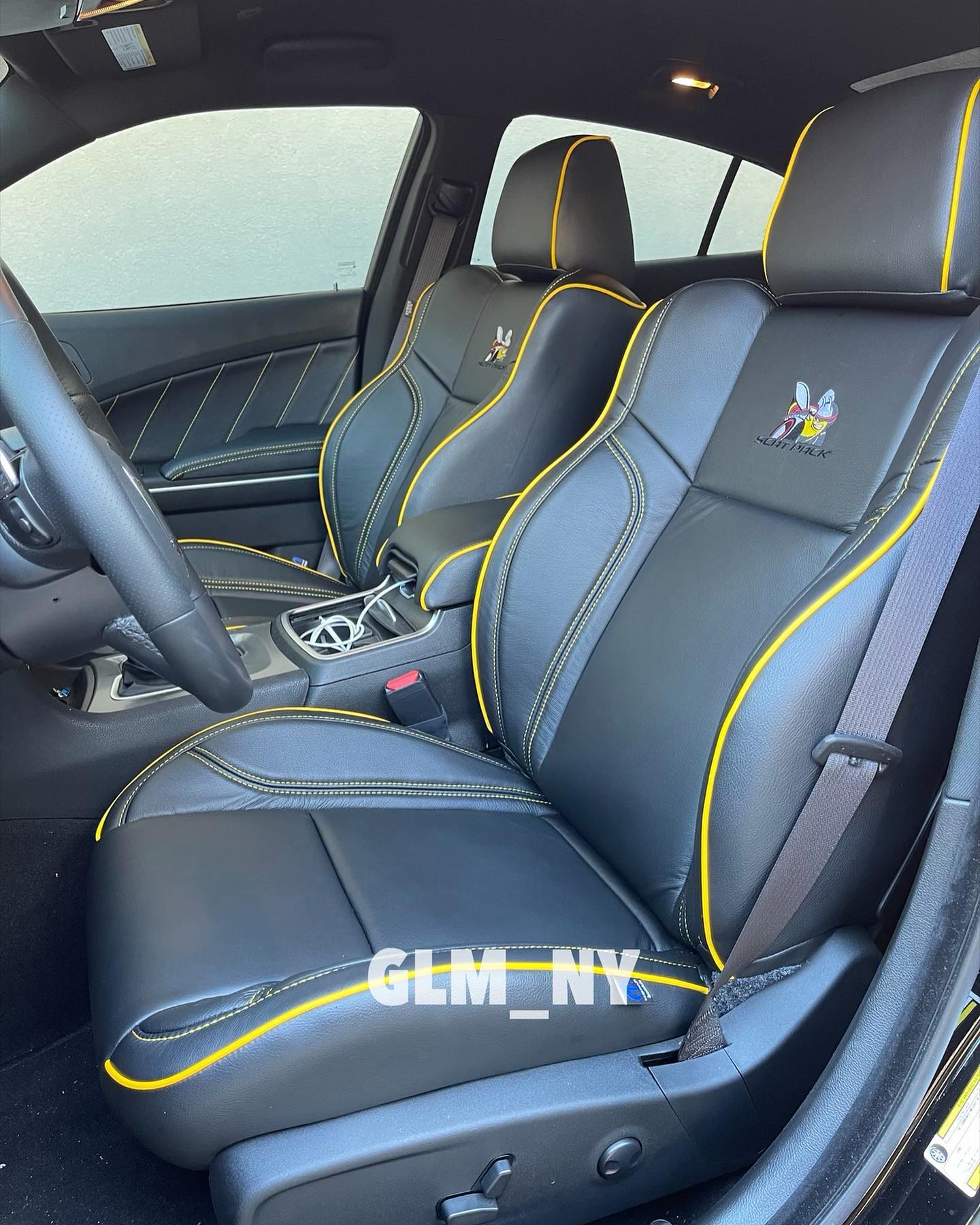 Charger Scat. Black and yellow. In the true spirit of the bee. #mopar #moparornocar #dodgecharger #chargerscatpack #glmny #autorestyling #cars #leather #queensny #longisland #longislandmopar
GLM
EST. 1973
47 Harriet Place
Lynbrook, NY 11563
www.glmny.com
516-568-6600