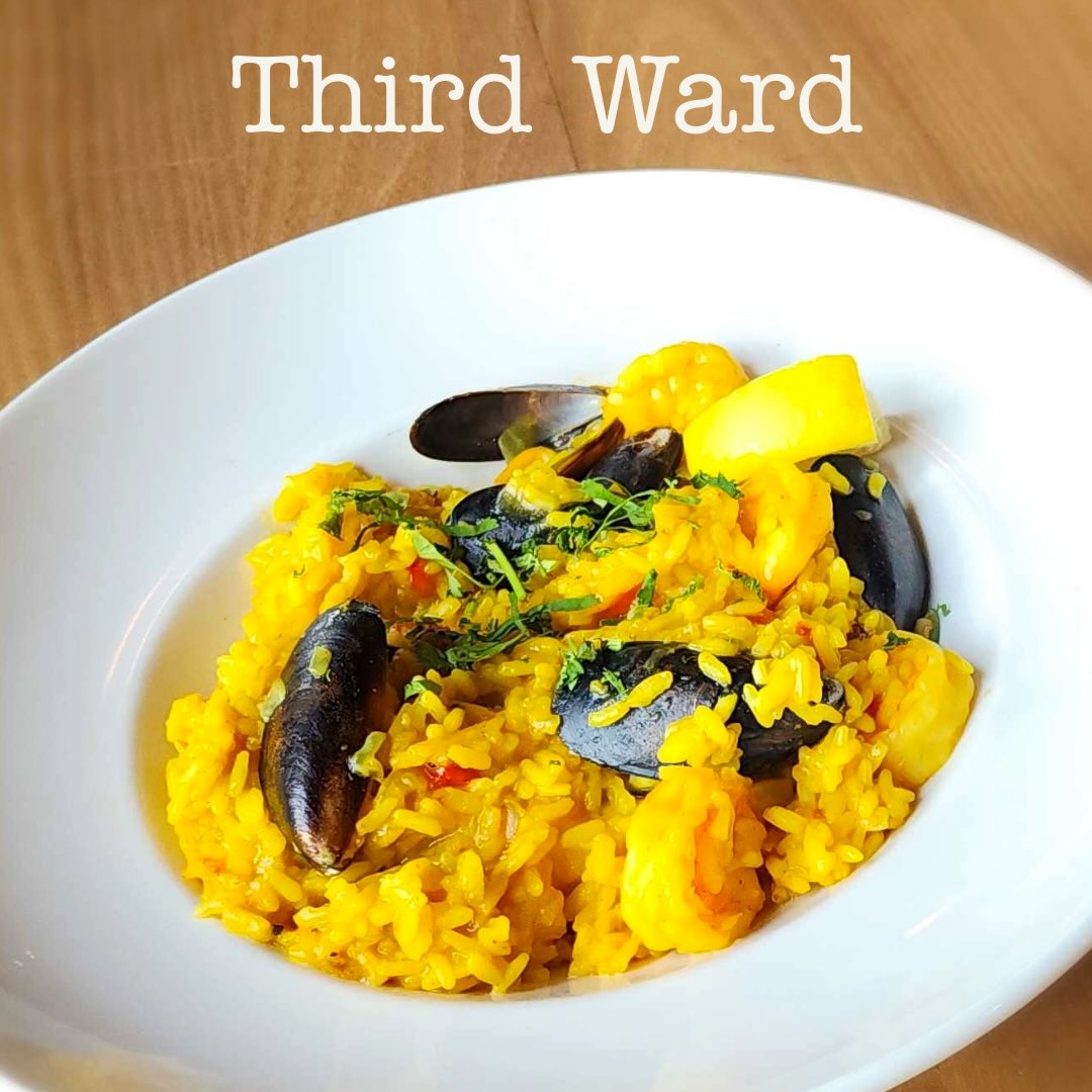 ✨EXPLORIUM FOOD SPECIALS✨
Mar 4 - Mar 10
EXPLORIUM THIRD WARD
PAELLA DE MARISCO
Traditional Spanish saffron rice with shrimp, crawfish, and mussels, simmered in a rich seafood broth. Finished with parsley and a lemon wedge. 21
🍺Pair with: Doc Rae Scotch Ale
_____
EXPLORIUM BREWPUB GREENDALE
CHICKEN TENDERS & HOT HONEY DIPPING SAUCE
3 hand-breaded gluten free chicken tenders served with a calabrian hot honey dipping sauce and salt & vinegar potato wedges.
🍺Pair with: ESB
_____
EXPLORIUM WAUWATOSA
CAJUN CHICKEN & SHRIMP PASTA
Chicken and shrimp cooked with Cajun butter mixed with red pepper and dressed in Alfredo sauce. Served with a slice of garlic bread. 19
🍺Pair with: Swiss Holzfass Lager
#ExploriumBrew #ExploreTasteDiscover #MilwaukeeEats #MilwaukeeFoodie #SupportLocalMKE