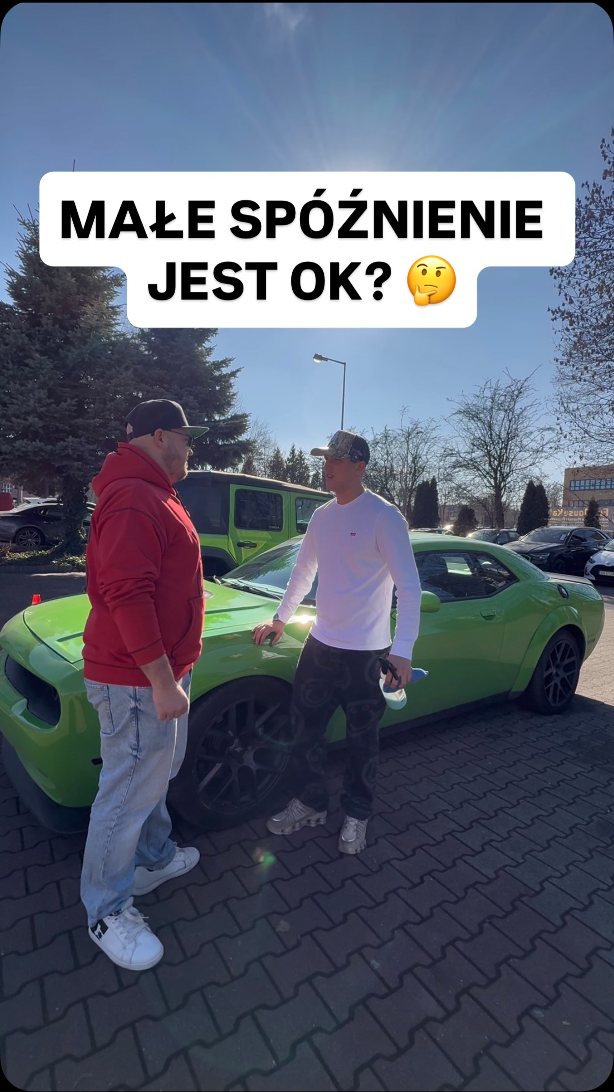 Delikatny poślizg, ale powiedział, że przyjdzie 😆
#trofeo #wynajemsamochodów #trofeokatowice #wypozyczalniasamochodow #humor