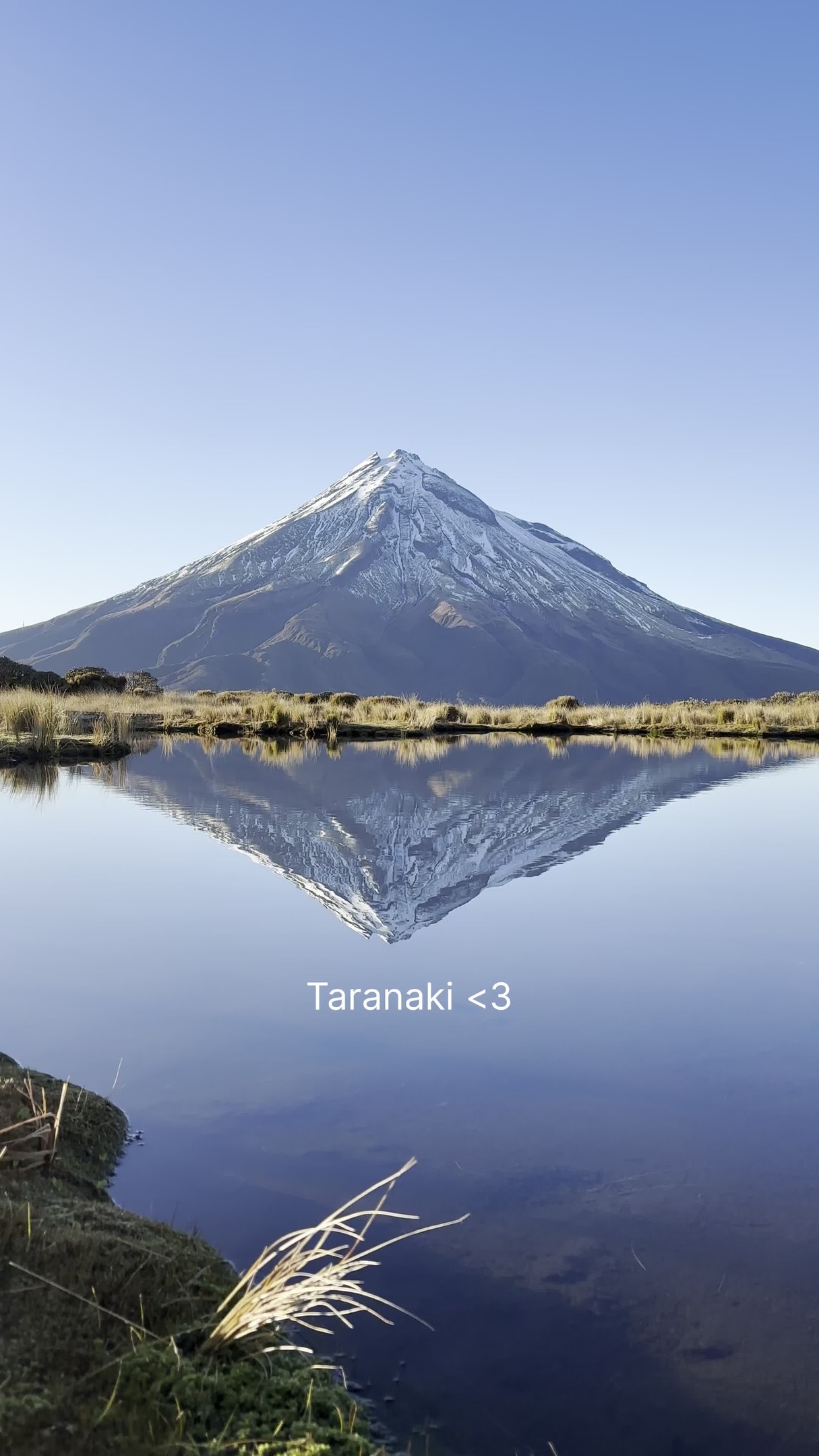 There’s something so special about Taranaki that can’t quite be explained until you experience it for yourself.
Maybe it’s the people, maybe it’s the slow lifestyle combined with endless adventure. Or maybe it’s the fact that you can be in the ocean one minute, and looking up at Mt Taranaki the next.
It’s a place that can’t be left off of your New Zealand travels😍
And fortunately… we know the perfect place for you to stay😉😌
#ducksanddrakes
#adventuretravel
#NZbucketlist
#NZmustdo