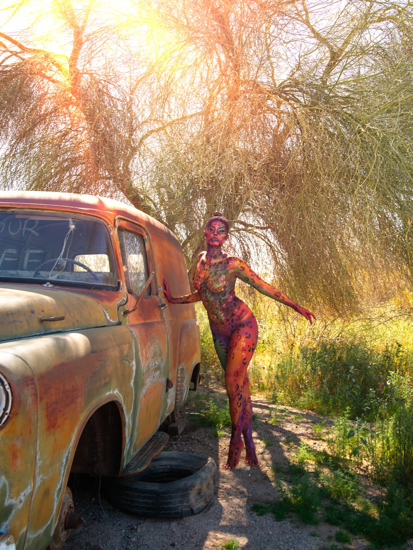 Some of my favorite shots with @christopher_lee_creates kicking off the day at the junkyard shoot 🐆📸
This area and car were made for this look!
Thanks for the awesome photos and sharing your time and creative energy Chris!