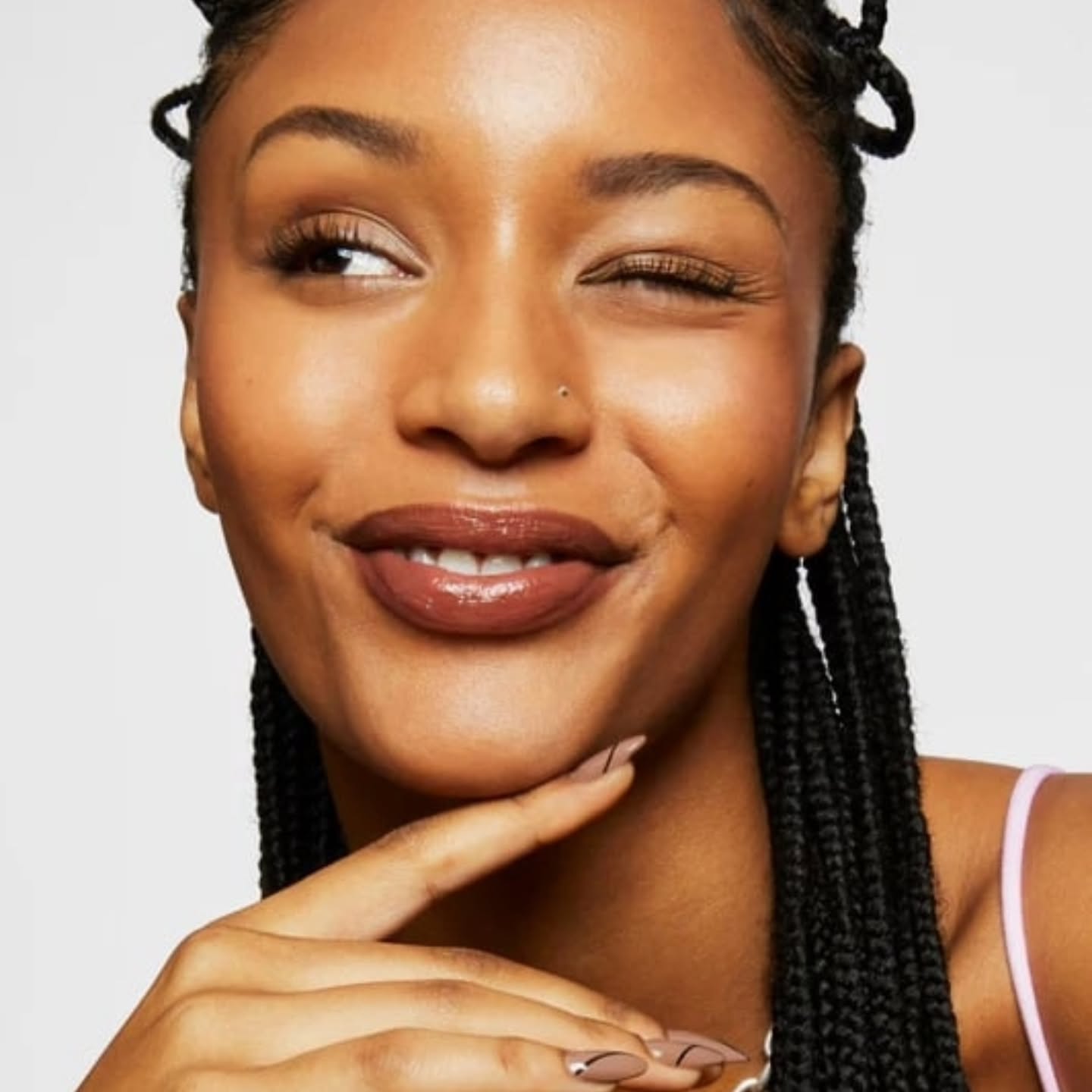 #Makeup by @milkmakeup
J'ai apprécié travailler auprès de cette marque que je ne connaissais que de nom...
Et oui parfois ça arrive de travailler avec de nouvelles marques, de nouvelles gammes
Tout comme travailler avec de nouveaux modèles
Cette fois ce n'est pas sur ma boutique que vous retrouverez cette marque et les #Hydra, mais en exclusivité chez Sephora 😉
#HMUAFrance #HairMakeupArtistLille
#ConseillèreBeauté