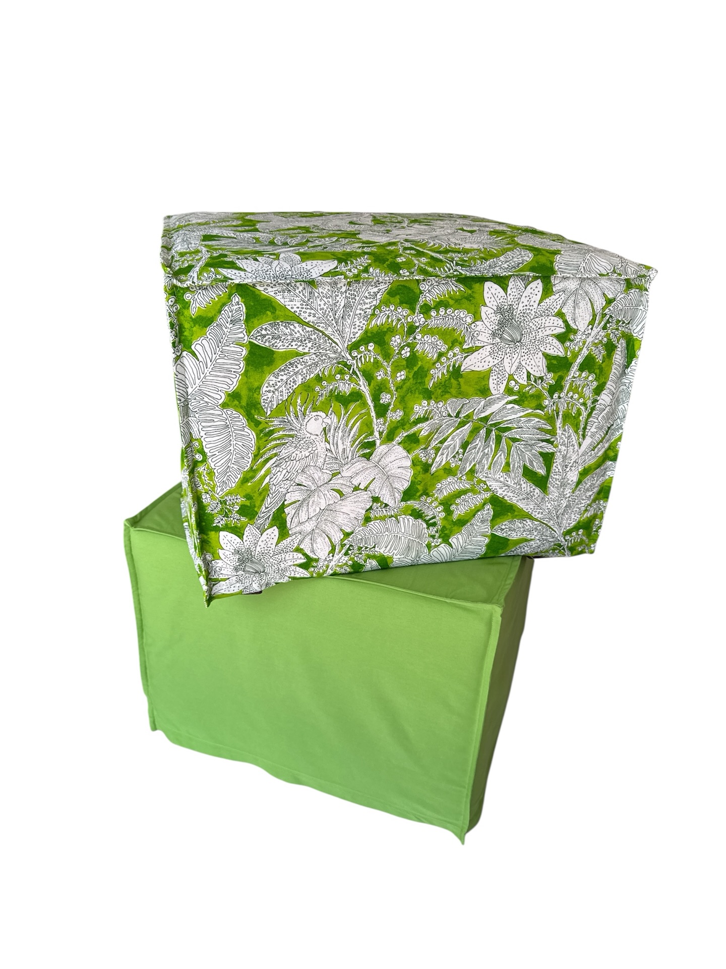 Our new one-of-a-kind pouf is now available ✨
Visit our shop for a chance to take this unique piece home.
Looking for something different? We also create custom-made pieces tailored just for you.
📍 Grand Baie, Chemin Vingt Pied
🌐 https://www.islandlifestyle.online