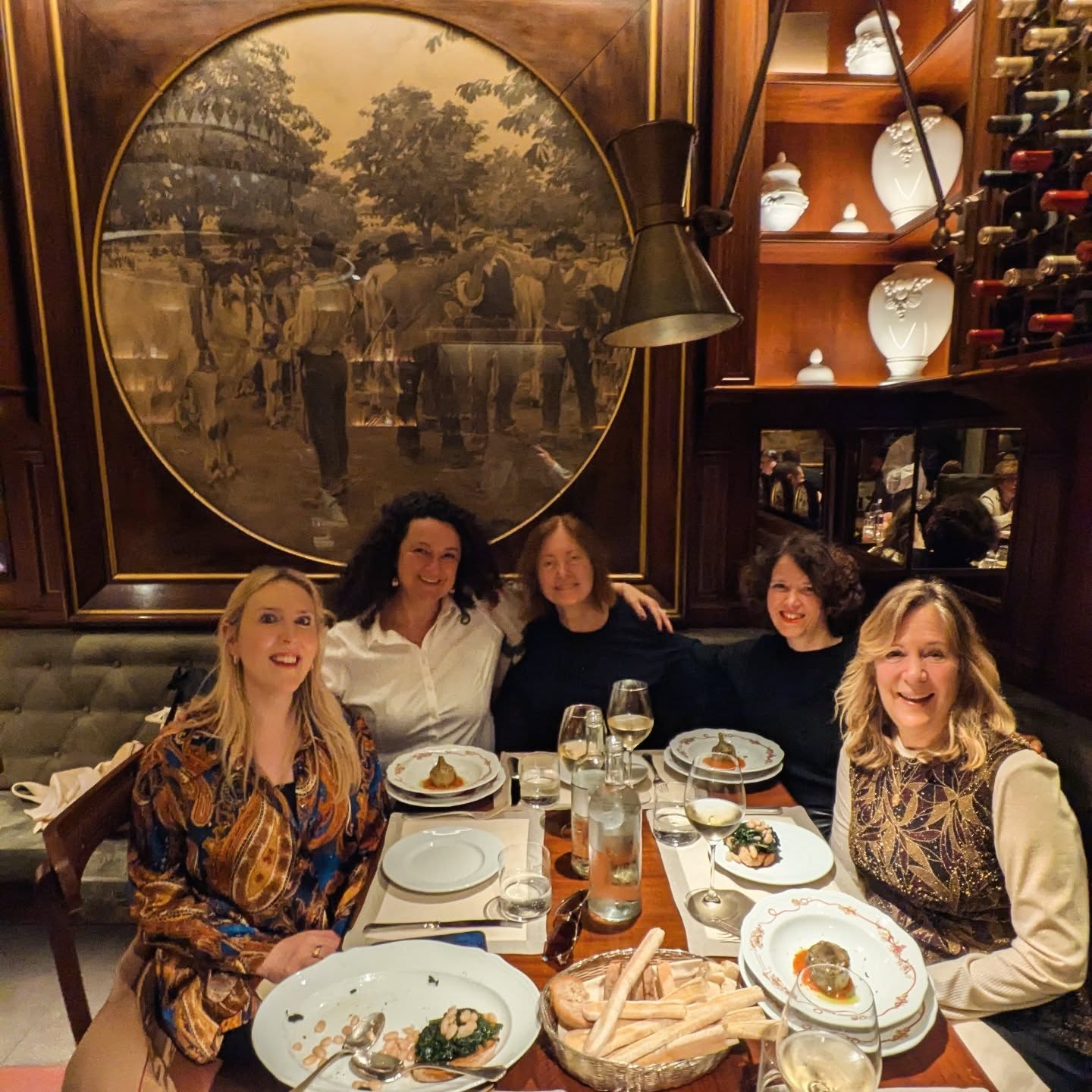 Celebrating amazing women and dear friends in Florence!✨♥️