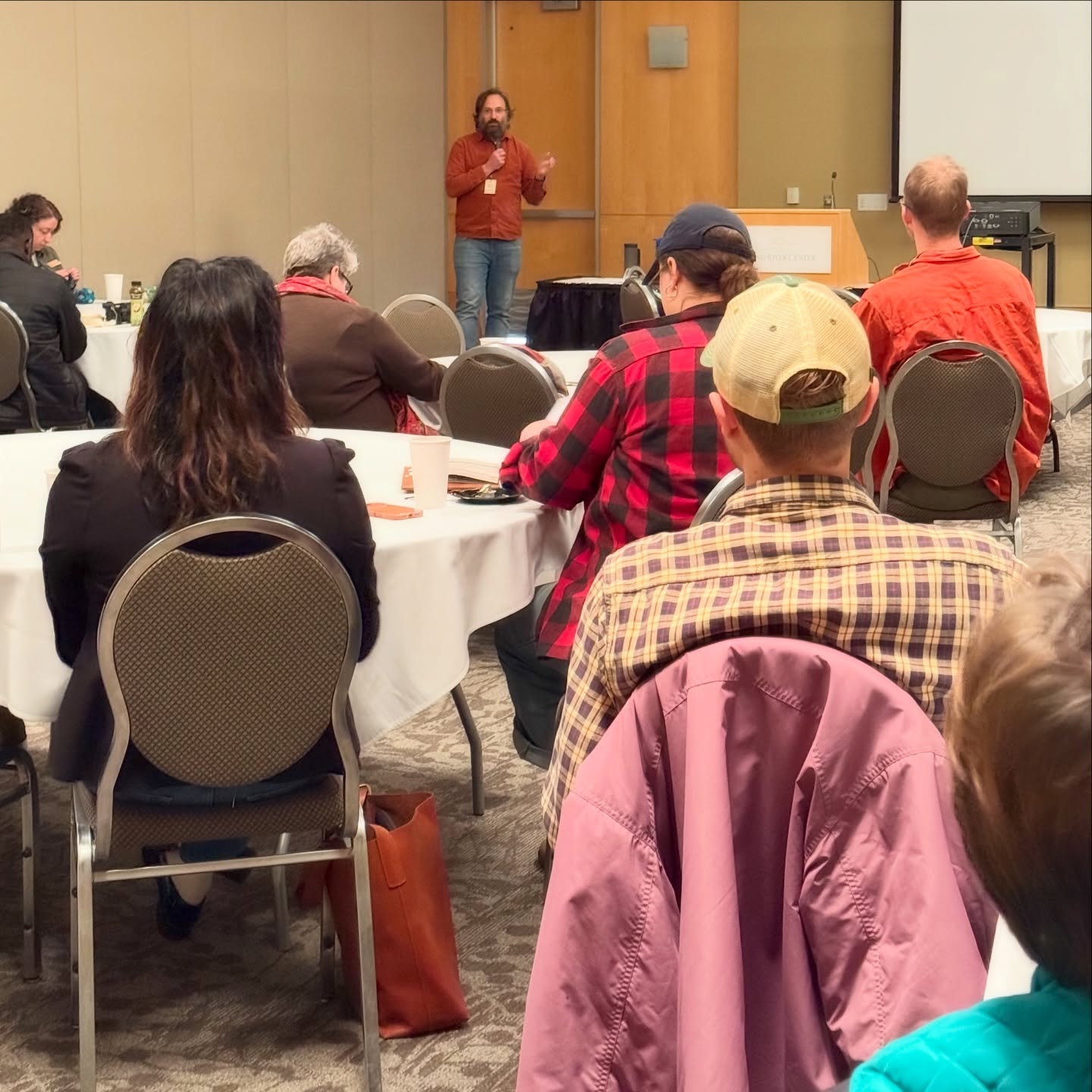 MFAI Policy Director Chuck Anderas presented this morning on building power for a regenerative future to a full room of great thinkers at the @savannainstitute Perennial Farm Gathering in Dubuque today. The main takeaways? Pull together, build coalitions, tell stories, and believe that a better agriculture is 100% possible.