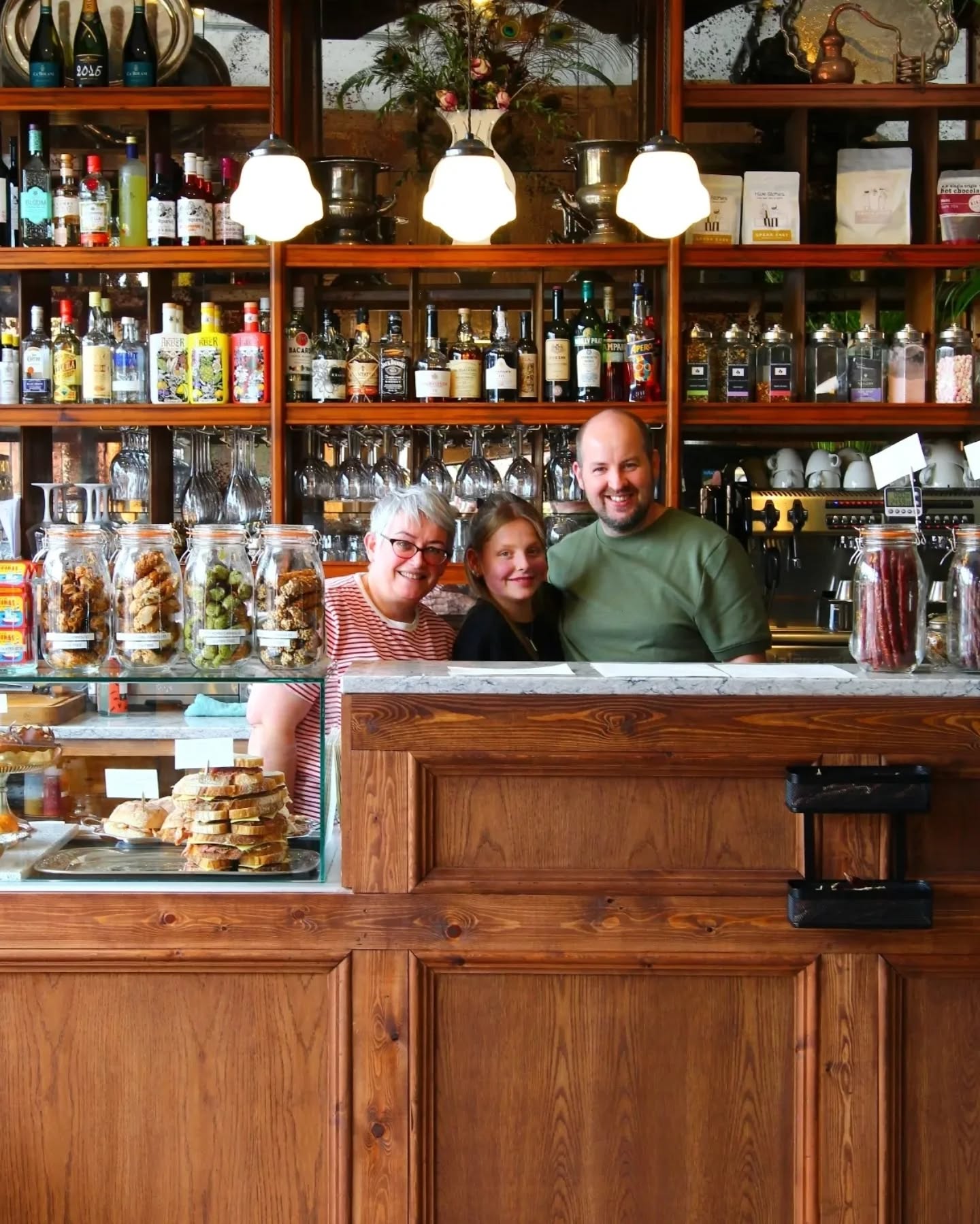 We're here to look after you this Mother's day 💗
Open 9am-8pm.
#altrincham #winebar #cafe #coffeeshop #cocktailbars