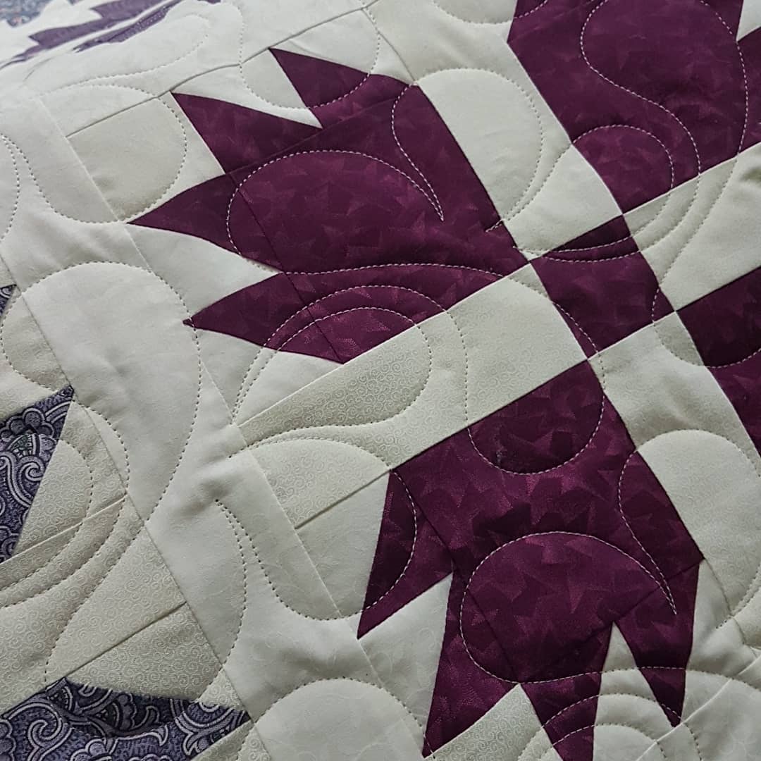 Janice has made two more quilts that will be heading to Victoria Hospice patients once the binding is done.
#cancersucks #quiltingismypassion #longarmquilter #quiltersinvictoriabc #canadianquilter #quiltersofinstagram #quiltersgottaquilt #quilting #apqsmillie30 #quiltpath #hospicequilts
