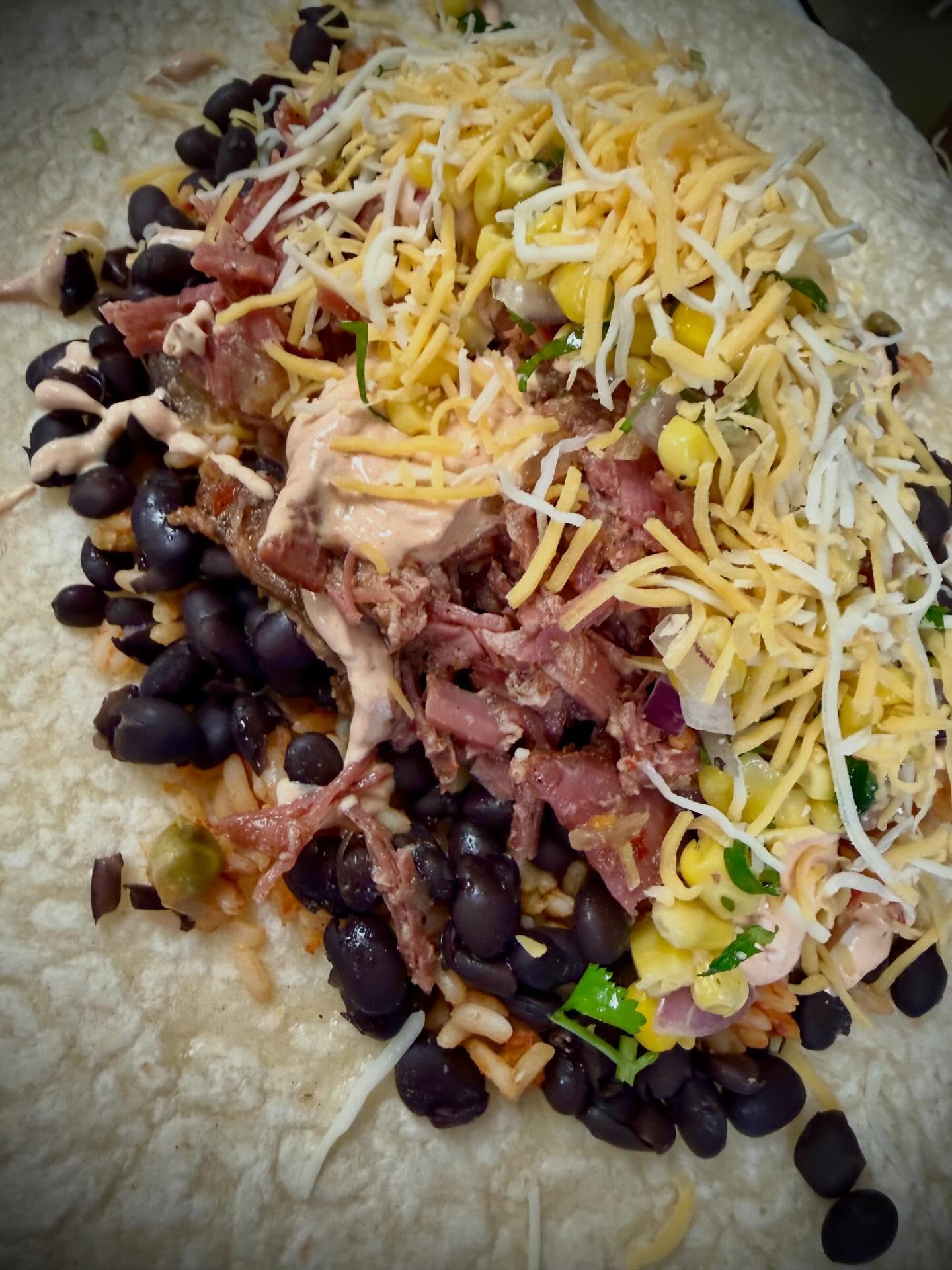 Follow the rainbow… it leads to burritos 🌈🌯🍀
Corned Beef Burrito Special this weekend!
Mexican rice, black beans, roasted corn, fuego sauce & jack/cheddar cheese.
Available while it lasts.