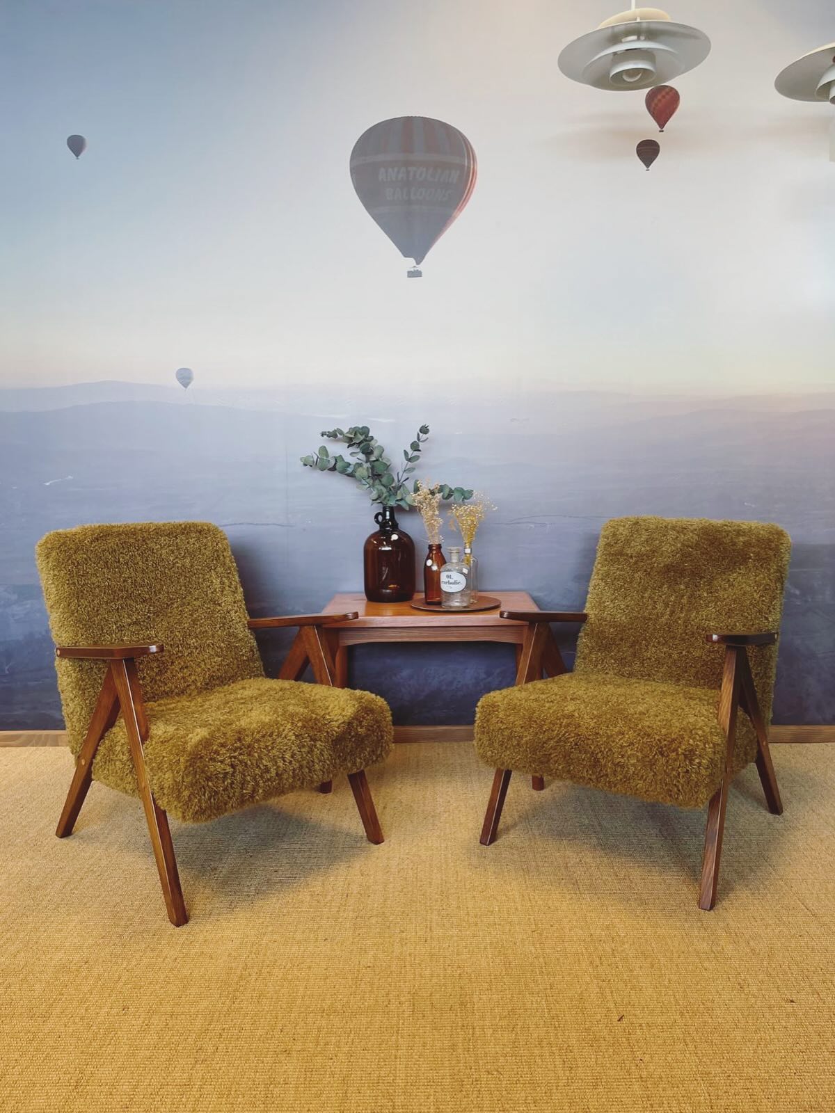 Fauteuil Var-B du designer polonais A. Dutka. Entièrement retapissé! Dispo en ligne!
#mobilier #mobiliervintage #décorationintérieure #fauteuil #fauteuilvintage