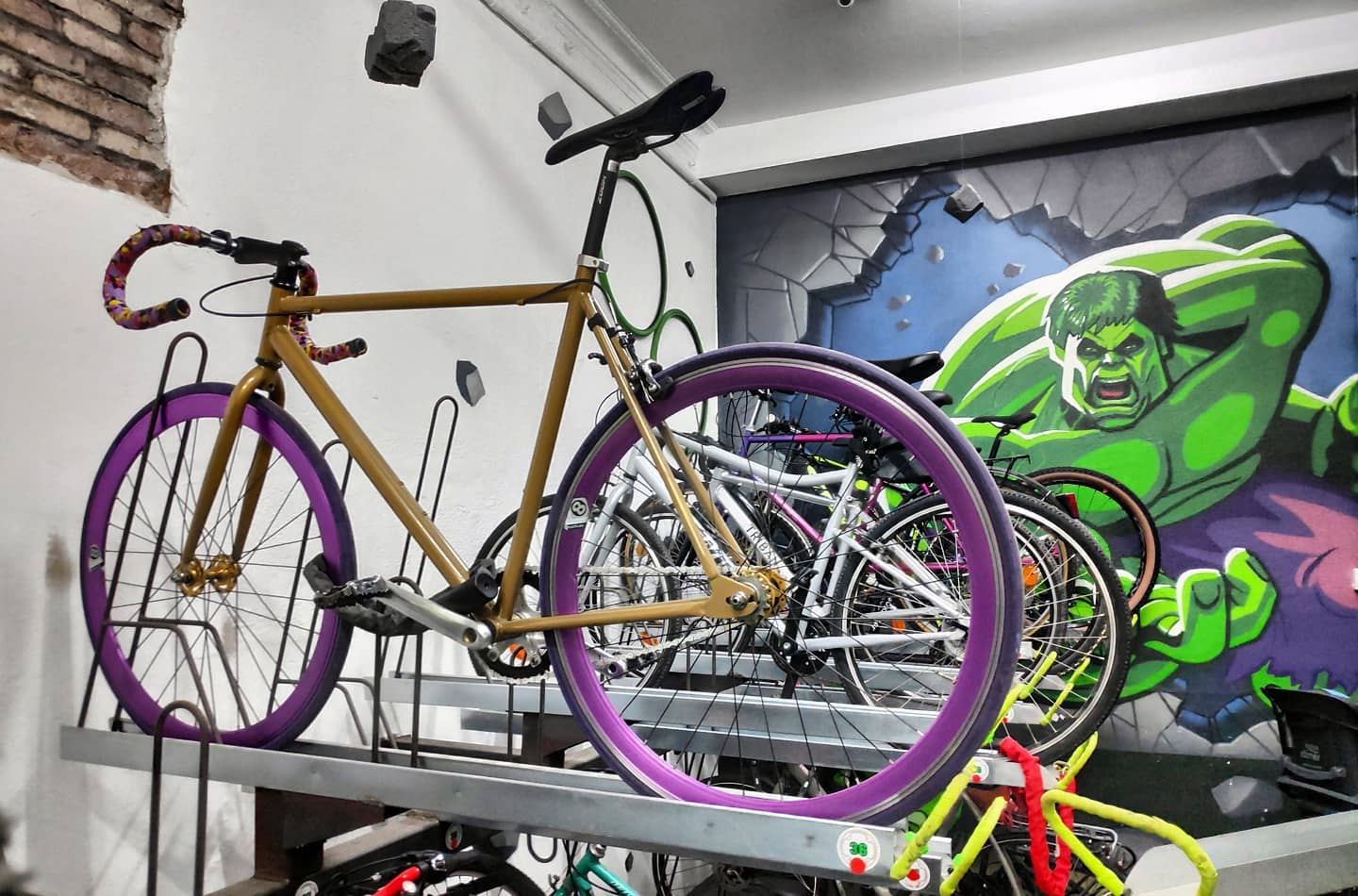 Hola,
Servicios y precios;
Skyb en Barceloneta está creado con el fin de guardar la bicicleta de forma fácil y segura, fomentando así, el uso habitual de la bicicleta en Barcelona, el deporte y bienestar físico, mental.
- Disponible 24h
- Plazas de aparcamientos exclusivas numeradas
- Anclajes de seguridad en cada plaza de aparcamiento
- Puerta motorizada
- Puerta reja de seguridad
- Cámaras de vídeo visión directa 24hs, 365 días al año, Non Stop. Audio, Fotografía
- Sistema de iluminación blanca, por detectores de movimiento
- Seguro por robo
Todos los medios tecnológicos para guardar tu bicicleta de forma fácil y segura, evitando robos, deterioro, ganando espacio en tu piso y así poder tu bicicleta ideal. Puedes pasar y ver como funciona
Dirección parking: Sant Elm, 4.
Oficina Privada
Skybicicletas@gmail.com
Facebook: Skyb.parking
Web: http://www.skyflats.es/skyb
#barcelona #biciocasionbarcelona #bicibarcelona #bicingbarcelona #barcelonaenbici #barcelonacity #barcelona_cat #barcelona_world #barc #barcelonabeach #ciclismo #bici #cycle #bikelife #roadbike #sport #bicicleta #barcelona #ciclista #instabike #instacycling #barcelonetabikes
