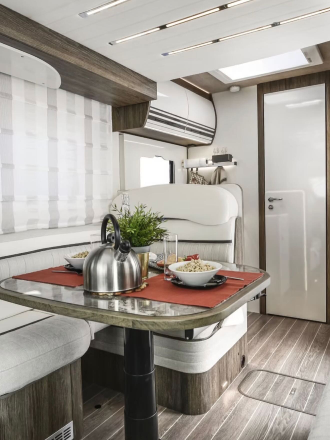 Smart TV. WiFi. Awning. Bike rack. Outdoor furniture...
With Staycation Motorhomes, almost everything you need is already packed - or at least our impressively equipped fleet can make it feel that way!
Find out more about the kit that comes with each of our vehicles via the link in our bio...