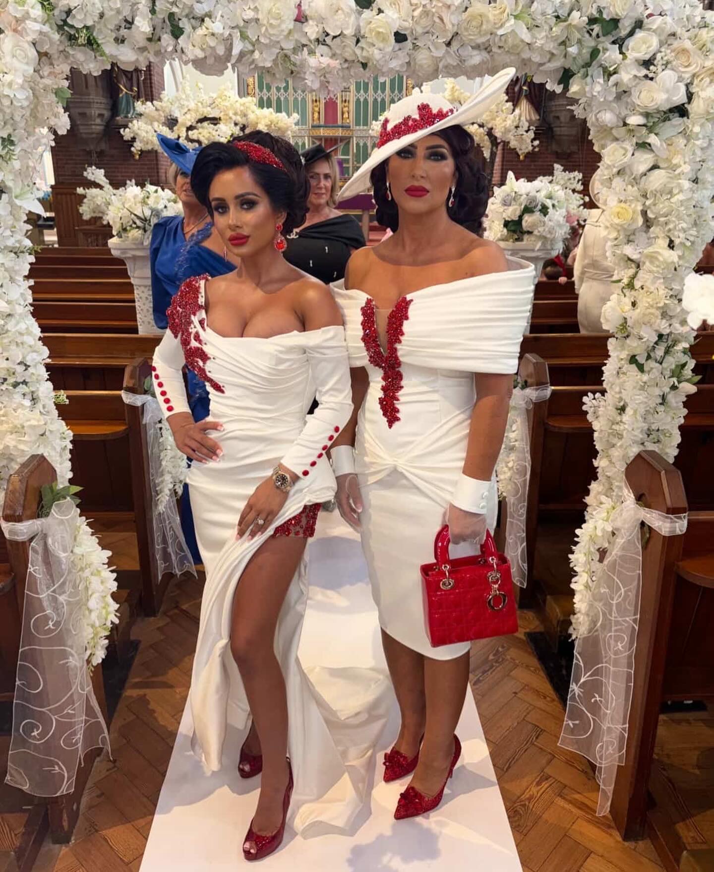 Our clients looking Absolutely beautiful in their bespoke Matthew O’Brien dresses and matching hats.
For all bespoke enquiries please contact us on 01244888807 we are open 10-5pm