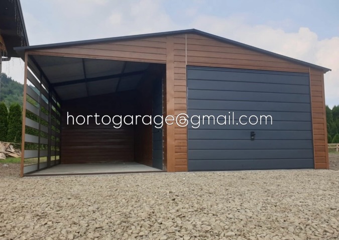 😃Wir präsentieren unsere Garage 🚗
Es handelt sich um eine moderne Garage mit rechteckigem Grundriss und Satteldach. Sie verfügt über zwei Stellplätze – einen, der mit einem Garagentor verschlossen ist, und einen zweiten, der seitlich offen ist und als Carport genutzt werden kann.
📏Abmessungen: 📐6 m Breite, 📐6 m Länge und 📐3 m Höhe.
Farbe: Die Wände sind in einem holzähnlichen Braunton gehalten, während das Tor und die Seitenteile dunkelgrau (graphitfarben) sind.
🚪🔩Konstruktion:
Die Garage besteht aus einer soliden Stahltragkonstruktion, die für die Stabilität und Festigkeit des gesamten Gebäudes sorgt. Das Gerüst besteht aus Stahlprofilen und Pfosten, an denen Wandpaneele aus Blech in Holzoptik befestigt sind. Das Dach ist ein Satteldach aus Trapezblech, was einen einfachen Abfluss von Regenwasser 🌧️ und Schnee ❄️ ermöglicht. Ein Teil der Garage verfügt über ein abschließbares Garagentor, das das Fahrzeug vor Witterungseinflüssen schützt, während der andere Teil an den Seiten offen ist und somit als Carport dient.
✅Vorteile:
• Schutz des Autos vor Regen ☔ und Schnee ❄️
• zusätzlicher Platz unter dem Carport
• langlebige und widerstandsfähige Konstruktion
• modernes Design
🚗🧰🎿Verwendung:
Die Garage kann zum Parken des Autos 🚗, zur Aufbewahrung von Fahrrädern 🚲, Werkzeugen 🛠️ oder Gartengeräten genutzt werden. Der offene Teil kann auch als Carport oder als Arbeitsbereich genutzt werden.
💻📲👨💻 eine ähnliche Garage oder andere Details wünschen, mailen Sie hortogarage@gmail.com, gehen Sie auf den Link in der Bio oder rufen Sie an
📞 +49 177 4242452
📞 +49 152 246 74 361