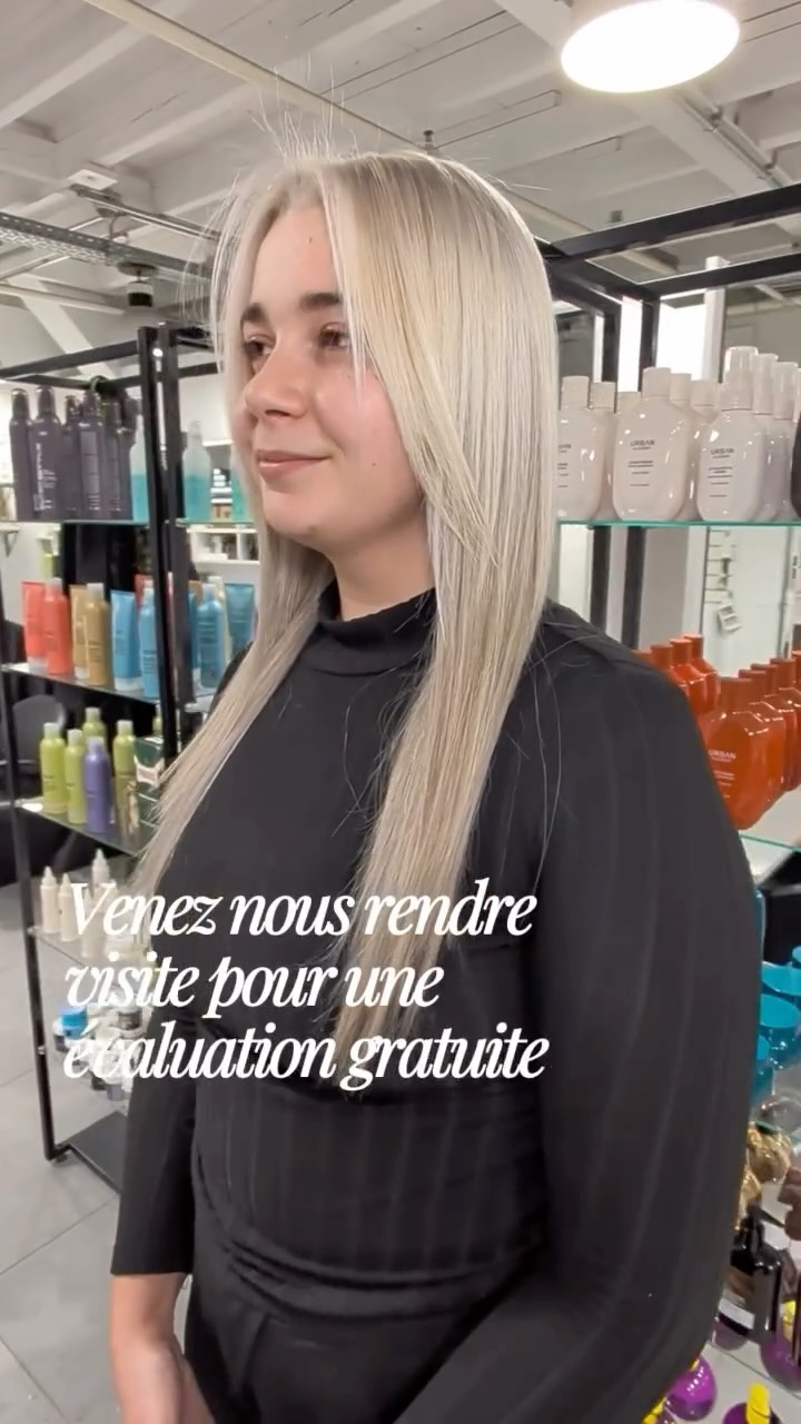 Vous pensez que c’est impossible ? Chez nous, grâce à nos extensions Hairdreams, la magie commence : fini de rêver, vos cheveux de rêve sont enfin là !
✨ C’est possible et plus simple que vous ne le croyez. Il vous suffit de nous rendre visite pour une évaluation gratuite et commencer à profiter de la longueur et du volume que vous avez toujours désirés.
💇♀️ Transformez vos rêves capillaires en réalité cette année avec nous !
#hairdreams #coiffure #extensions #qualityhair