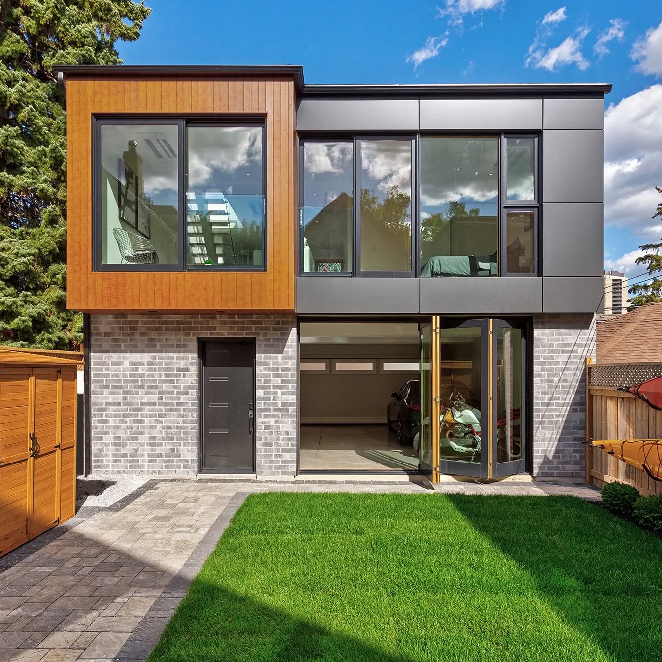 Check out these amazing completed laneway suites designed by our good friends @Lanescape.ca. Lanescape lead the way in successfully petitioning the city in 2018 to amend the city's bylaws to allow laneway suites. Laneway suites have since taken off and are popping up all over the city! We are thankful for the opportunity to provide the structural engineering design for all of their projects 😉