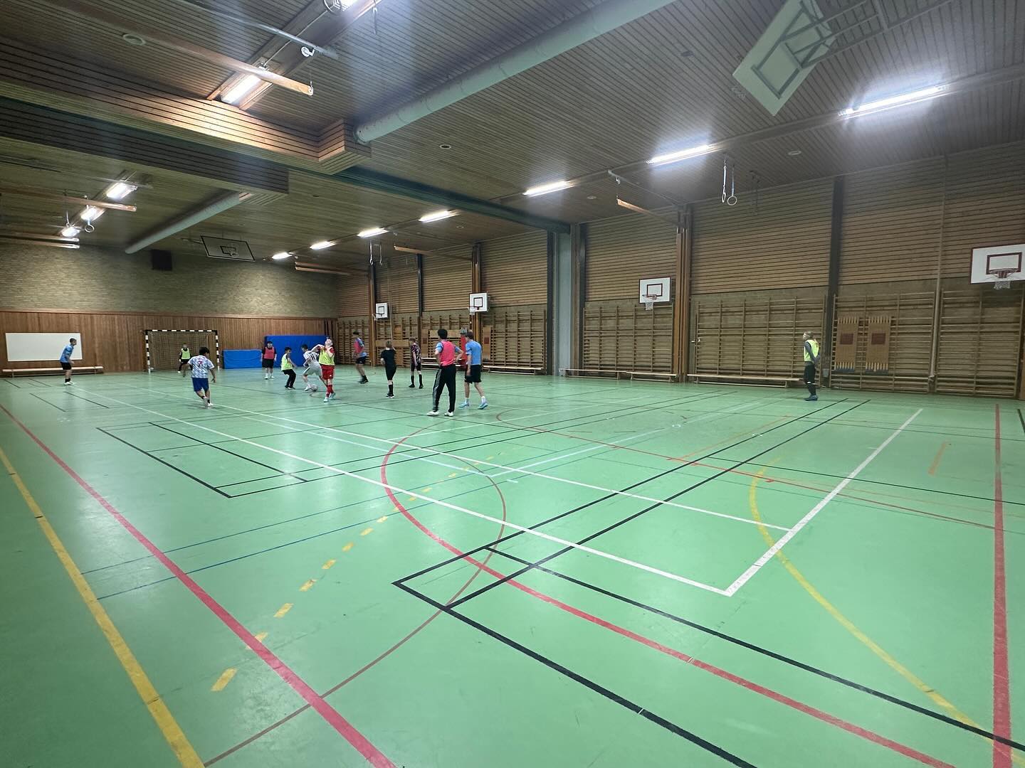 Fotboll på schemat idag för våra elever med inriktning fotboll