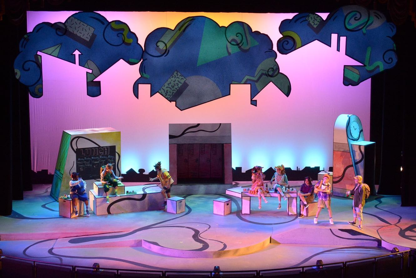 Posting a day later, but HAPPY OPENING to Popularity Coach! It’s been a blast spending the past week in Omaha, NE working on this 90’s inspired cartoony TYA show. The Rose is training up some talented and kind hearted kids in the cast, who tackled this meaningful play about gender identity and being who you are with surprising skill. Add to that the crazy transitions of this constantly shifting modular playground set, and they knocked it out of the park! I have to give a major shoutout to the production team at the Rose as well, who are all incredible designers and technicians and did so much to make me feel welcome 💜 Until next time, Omaha! #theatreforyoungaudiences #queertheatre #scenicdesign #scenicdesigner #popularitycoach #tortillamafia