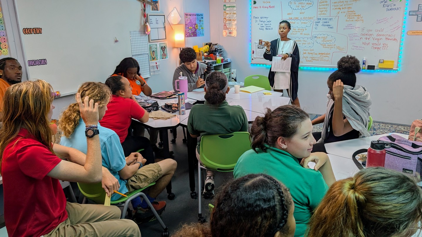 We'd like to thank GHS alum Dr. Hadiya Sewer for returning to GHS for a "lunch and learn" session during which interested students heard about her work with Right to Democracy. Dr. Sewer also challenged our students to imagine how they would redesign democracy in the Virgin Islands, leading to a lively and engaging discussion.
#studentengagement #civiceducation