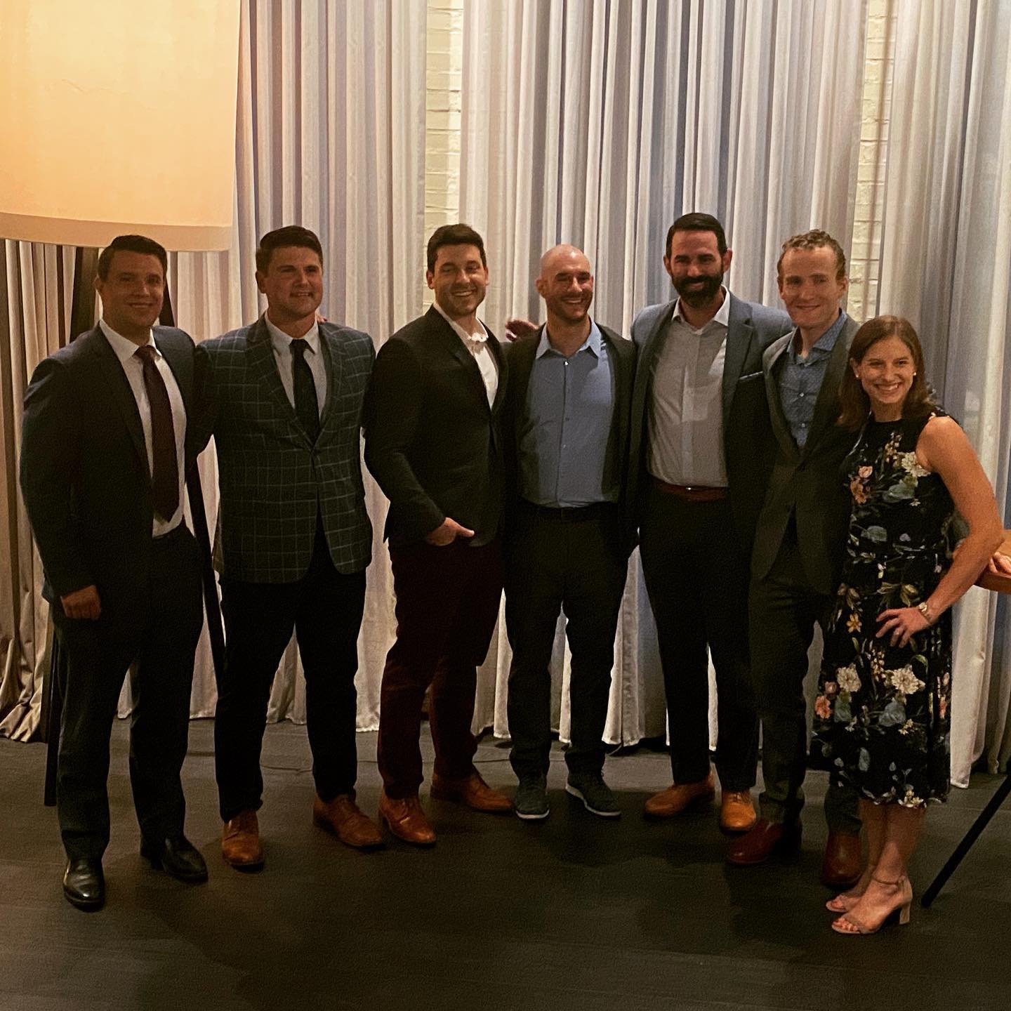 Officially done with my primary care sports medicine fellowship! I had a great time learning from my orthopedic co-fellows and training with them. I’m excited to stay on at Midwest Orthopaedics at Rush @mor_docs and become the 8th non-operative sports medicine attending