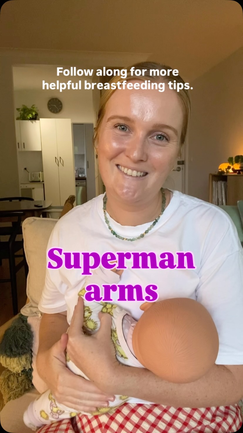 Struggling to get a deep, comfortable latch when breastfeeding?Try superman arms!
Follow along for more helpful breastfeeding tips 💕
#thelatchlady #ibclc #breastfeedingsupport