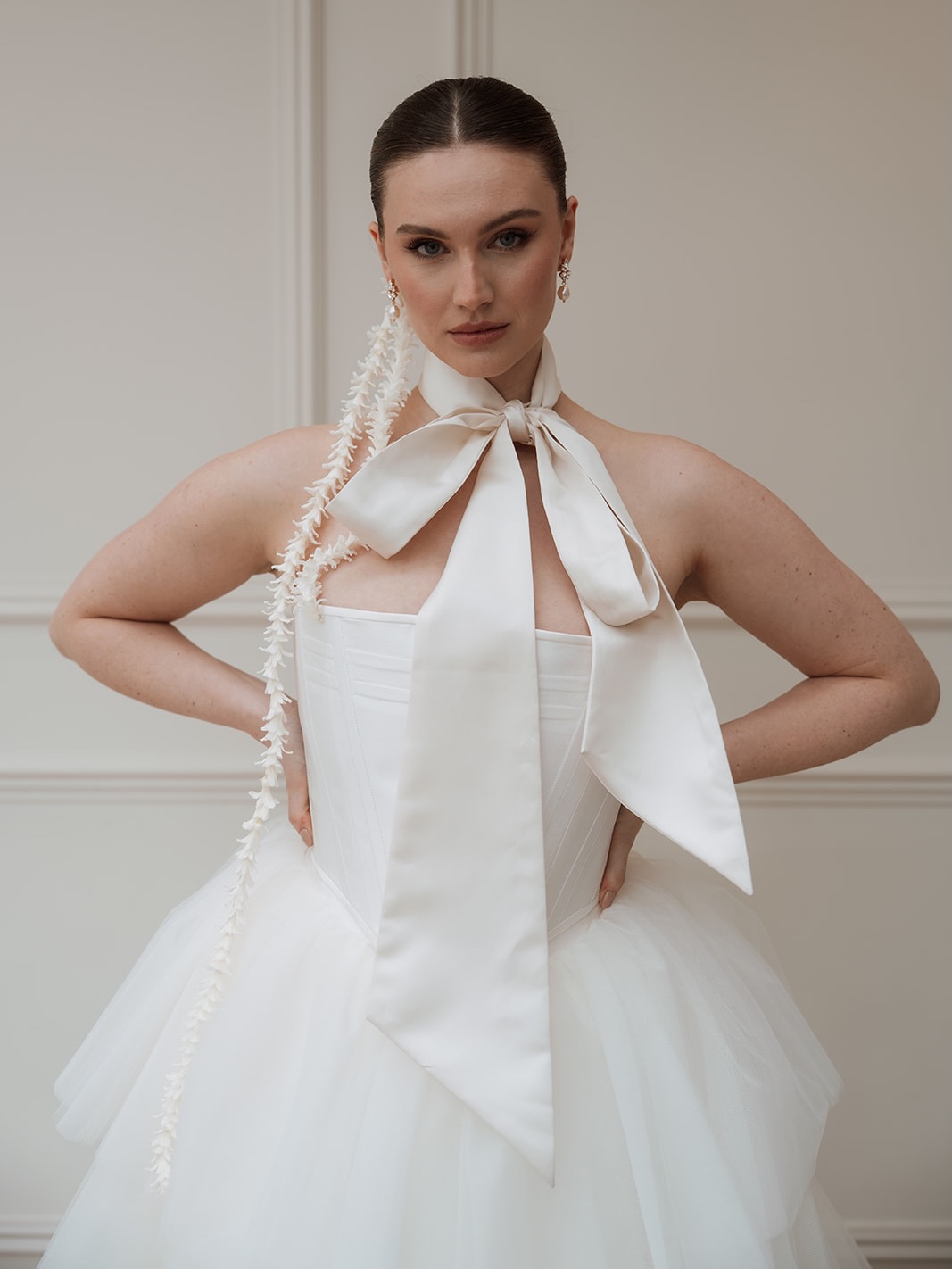 Fresh hyacinth woven through the hair.
A small floral detail from this creative shoot — one of my favourite things to make, beautifully placed by @leahbaileyhair 🦢
photography: @fayewildephotography
venue: @vicarageboutique
hair: @leahbaileyhair
mua: @amazingrace________
edibles: @clareellenstudio
floristry: @katyrosemayfloral
stationary: @holdstudiolondon
bridal: @francesdaybridal
jewellery: @lnidjewellery
model: @wrightolivia
bts: @curatedcontentco_
Creative wedding editorial | hyacinth flowers | bridal hair flowers | spring wedding florals | floral hair detail | wedding florist UK