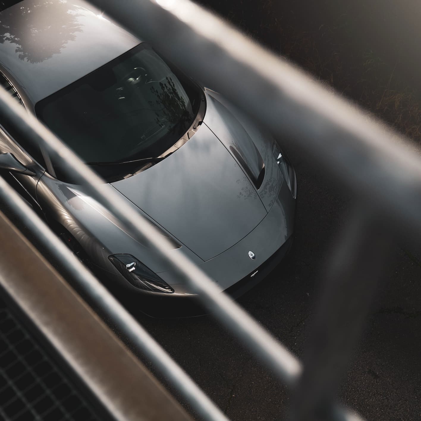 Some select frames from today's video shoot of the MC20 🎬
.
@maserati_luxembourg
@pc3_creative @isphoto.lv