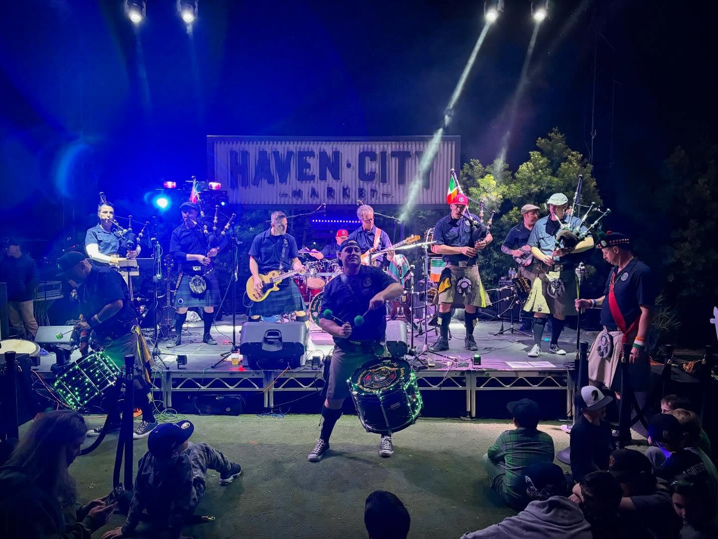 Tomorrow is the day!! ☘️ Our 11th Annual St. Patrick’s Day Celebration is tomorrow at @havencitymarket
Everyone is invited!!
Pipes & Drums will be performing at 2pm, 4pm, 6pm, & 8pm
Silent Auction and Raffle will be going during the event!
📆 Saturday, March 14th
🎟️ Free
📍 Haven City Marketplace
⏰ 12-10pm