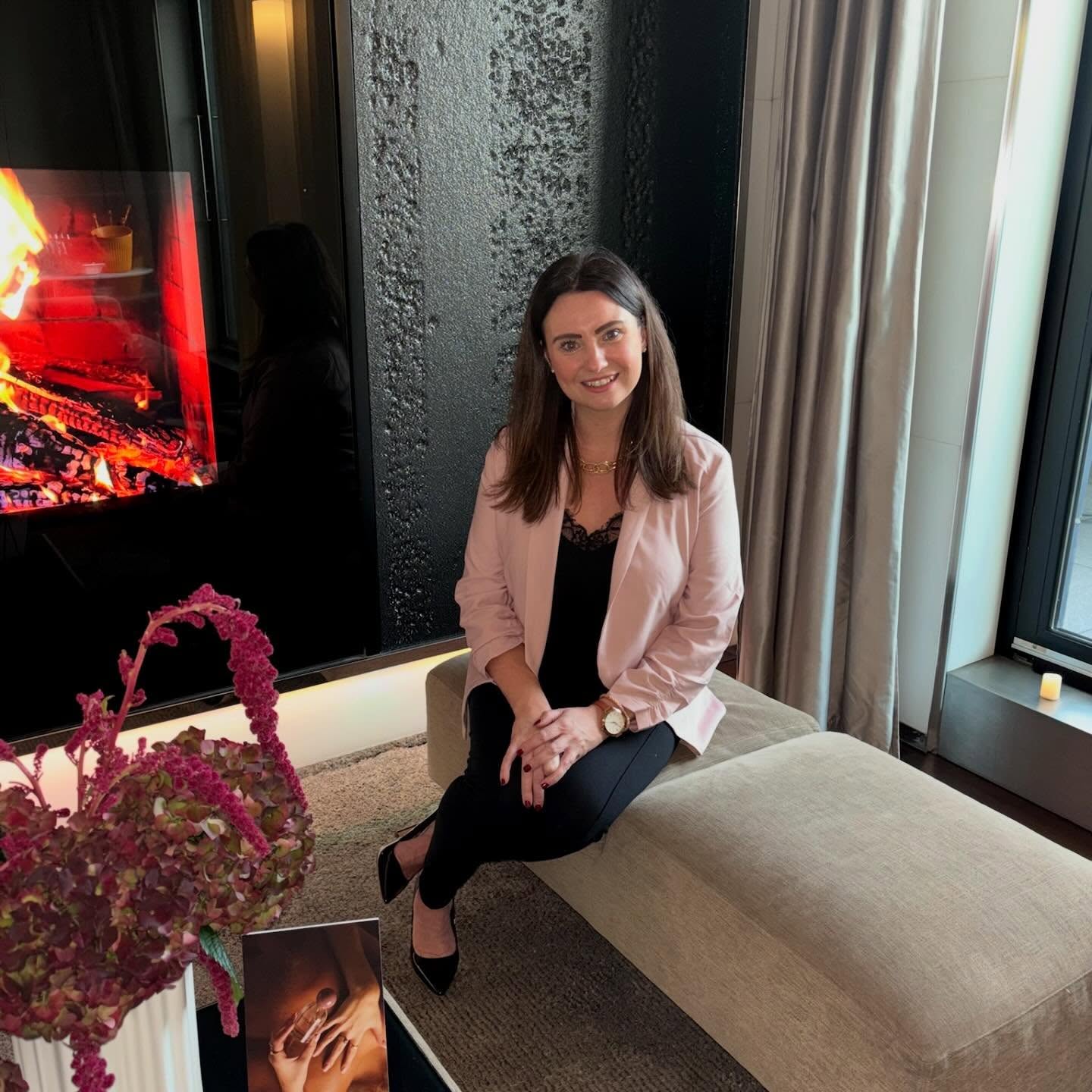 Good Morning 🌅
Today we have a wildly busy day 🫶
My gorgeous matchmaking team are working on the 20 enquiries from yesterday! All thanks to coverage in Red Mag, Vogue & Good Housekeeping.
This morning I’m on BBC Radio talking about the romantic value of pre nups - and you’ll be surprised to know I’m all for them.
Thereafter I’m writing with Dazed & Confused about pseudo relationships.
And last but certainly not least - I have an afternoon of therapy clients and interviews for new matchmaking clients.
Phew - what a Friday in the office we have lined up! ✨
Ciao for now gorgeous humans.
S 💋