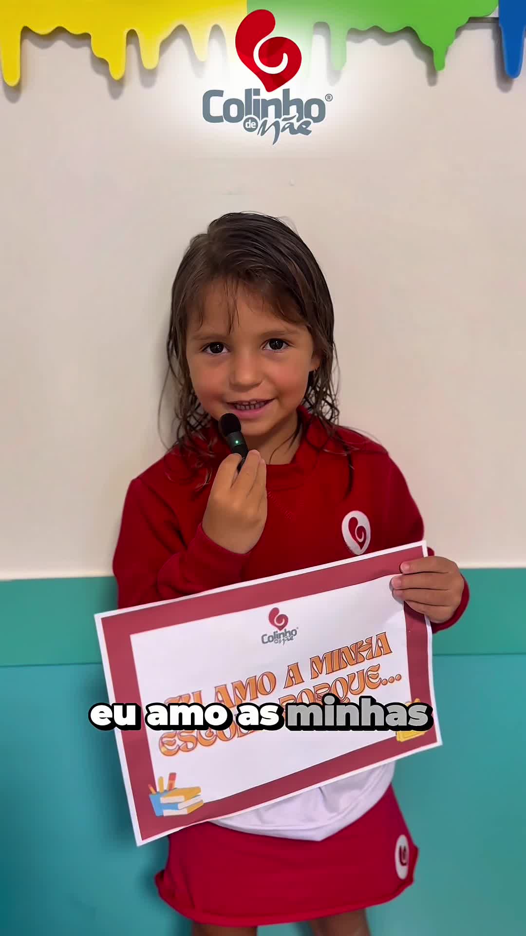 Domingo é Dia da Escola.
E perguntamos para as crianças da turma Colinho V:
“Eu amo a minha escola porque…”
As respostas mostram exatamente o que a escola representa para elas: um lugar de brincadeiras, descobertas, amizade, aprendizado e muito carinho.
Porque a escola não é apenas um espaço de ensino.
É onde memórias são criadas e a infância acontece de verdade. ✨
Na Colinho de Mãe, temos orgulho de fazer parte da história de cada criança que passa por aqui.
🏫 Creche Escola Colinho de Mãe
👶 Educação Infantil
📍 Quadra 08, Conjunto F, Lote 47, Sobradinho/DF
📲 WhatsApp: (61) 99147-5825