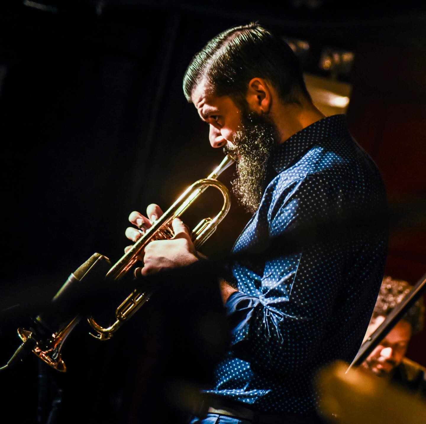 Sunday live at @firephilly with @mikeboonebass @brian24morrisjr @neilpodgurski @doughirlinger photo at @jazzstandard with @caicurtis by @olabaldych @positone_records ✌️
