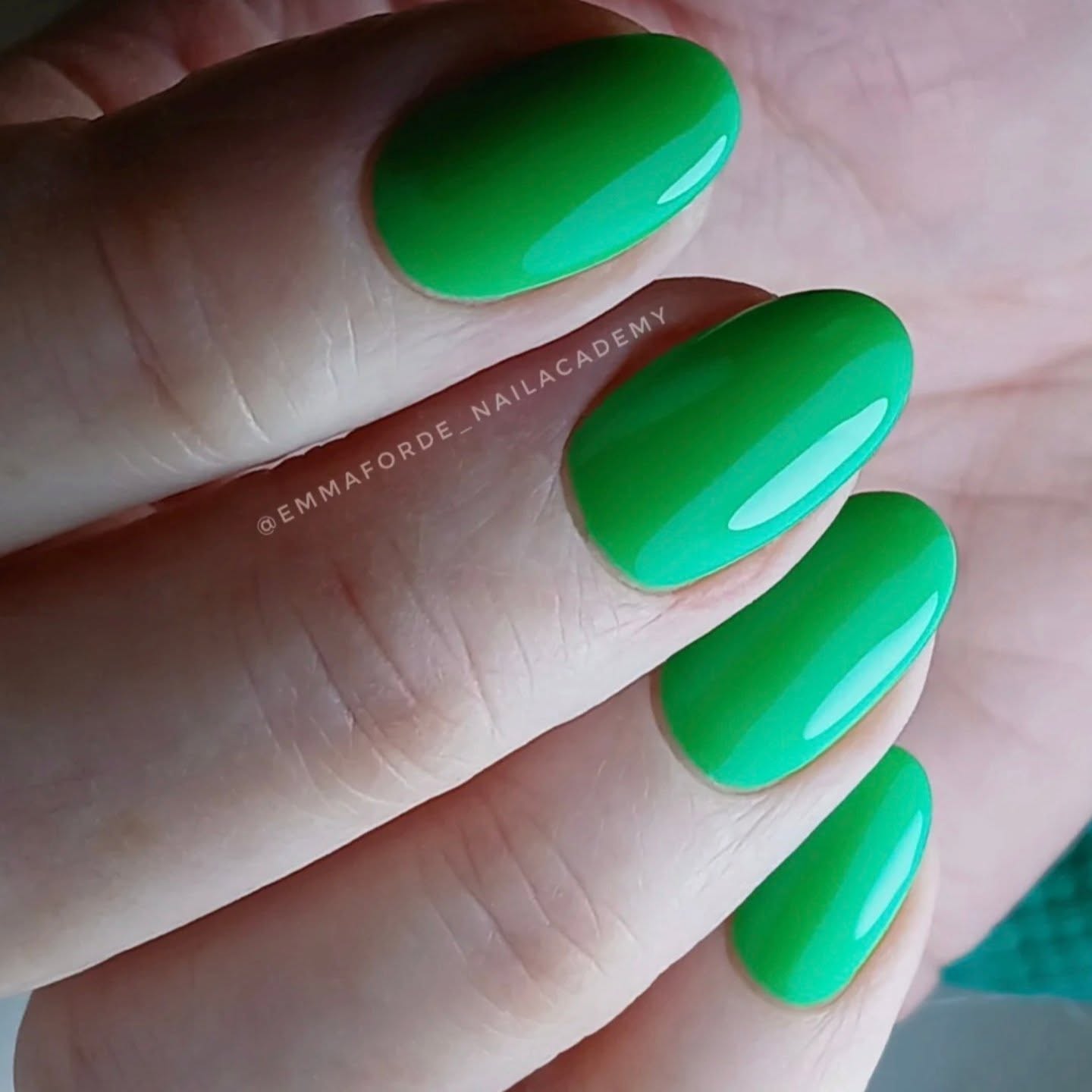 Prep for the big day ☘️ with @kohana_professional
010 #neongreen
#nails #green #greennailinspo #ovalnails