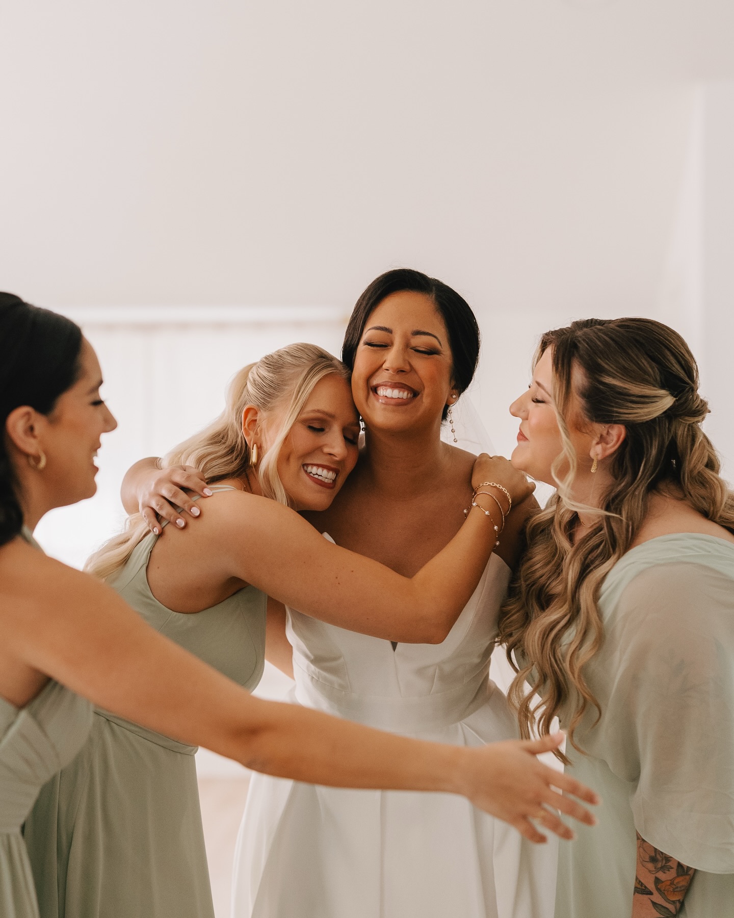 sorry, I cannot hear you we’re kinda busy🥲💍
to Mrs & Mr Crystal Ruiz-Rasheed 🥹🥂