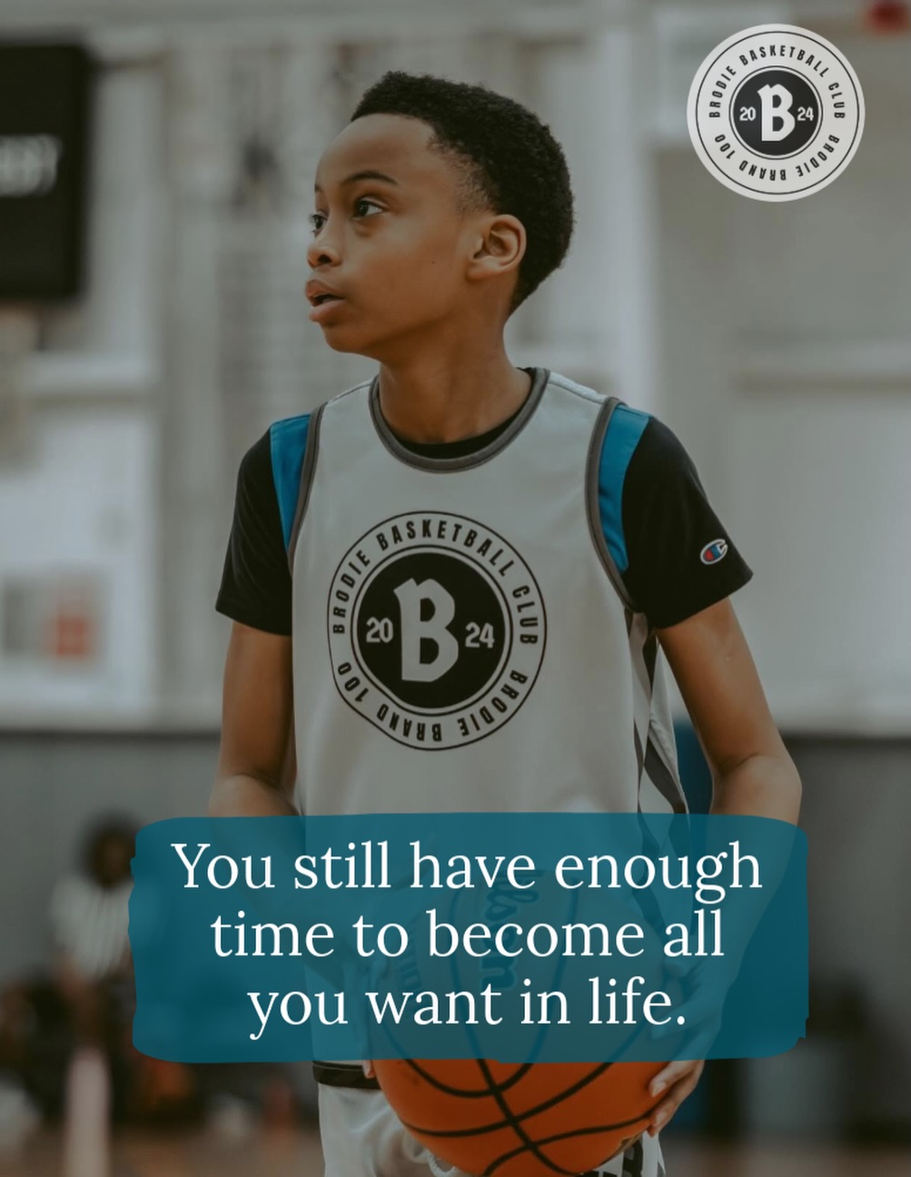 Sometimes kids think they have to figure life out right now.
But the truth is…
They still have time
to grow.
to learn.
to fail.
to rise again.
And we’ll be right here in the gym believing in them the whole way. 🏀❤️
📸: @lbkvmedia
#BrodieBasketball #YouthBasketball #FutureHoopers #DreamChasers #GodFirst