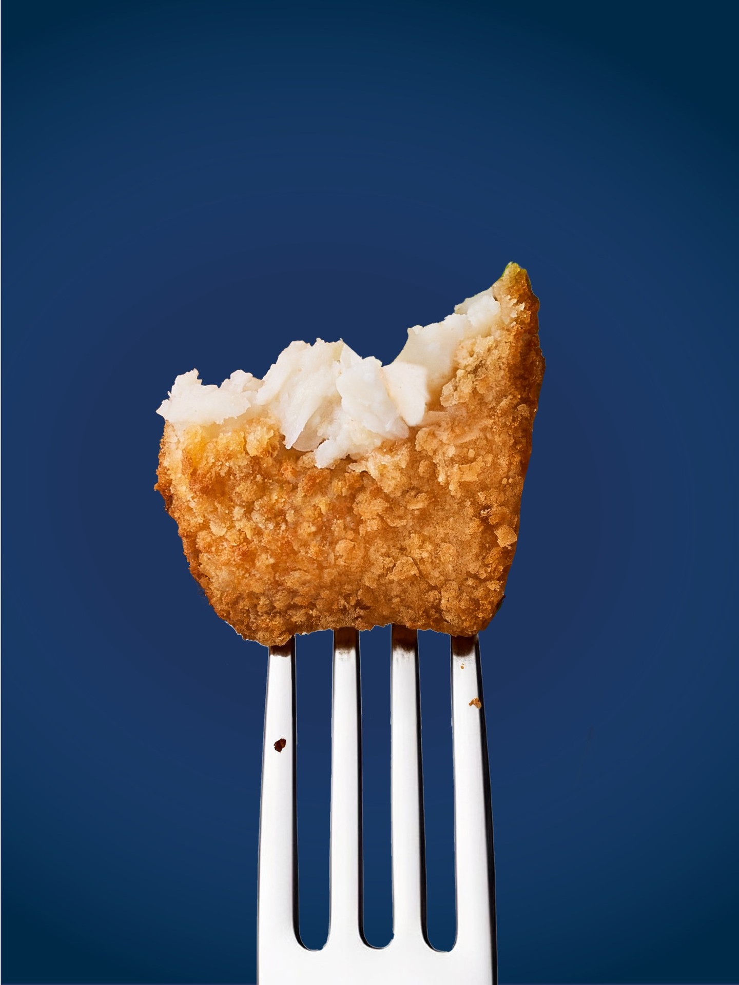 It’s official crunch time! Coated in our signature golden crumb, I&J Light & Crispy portions are sup…